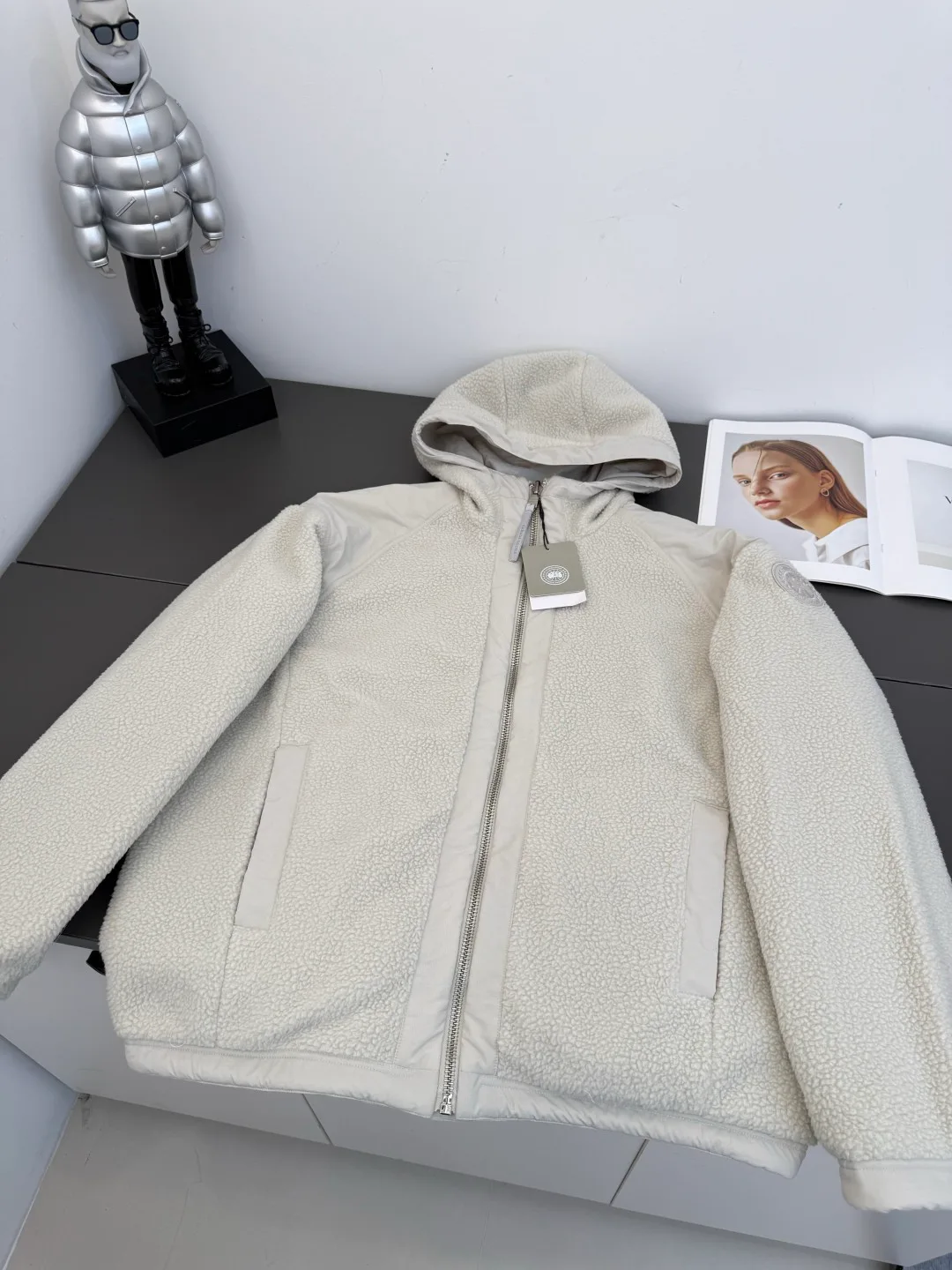 Куртки И Пуховики Мужские Canada Goose 18683814