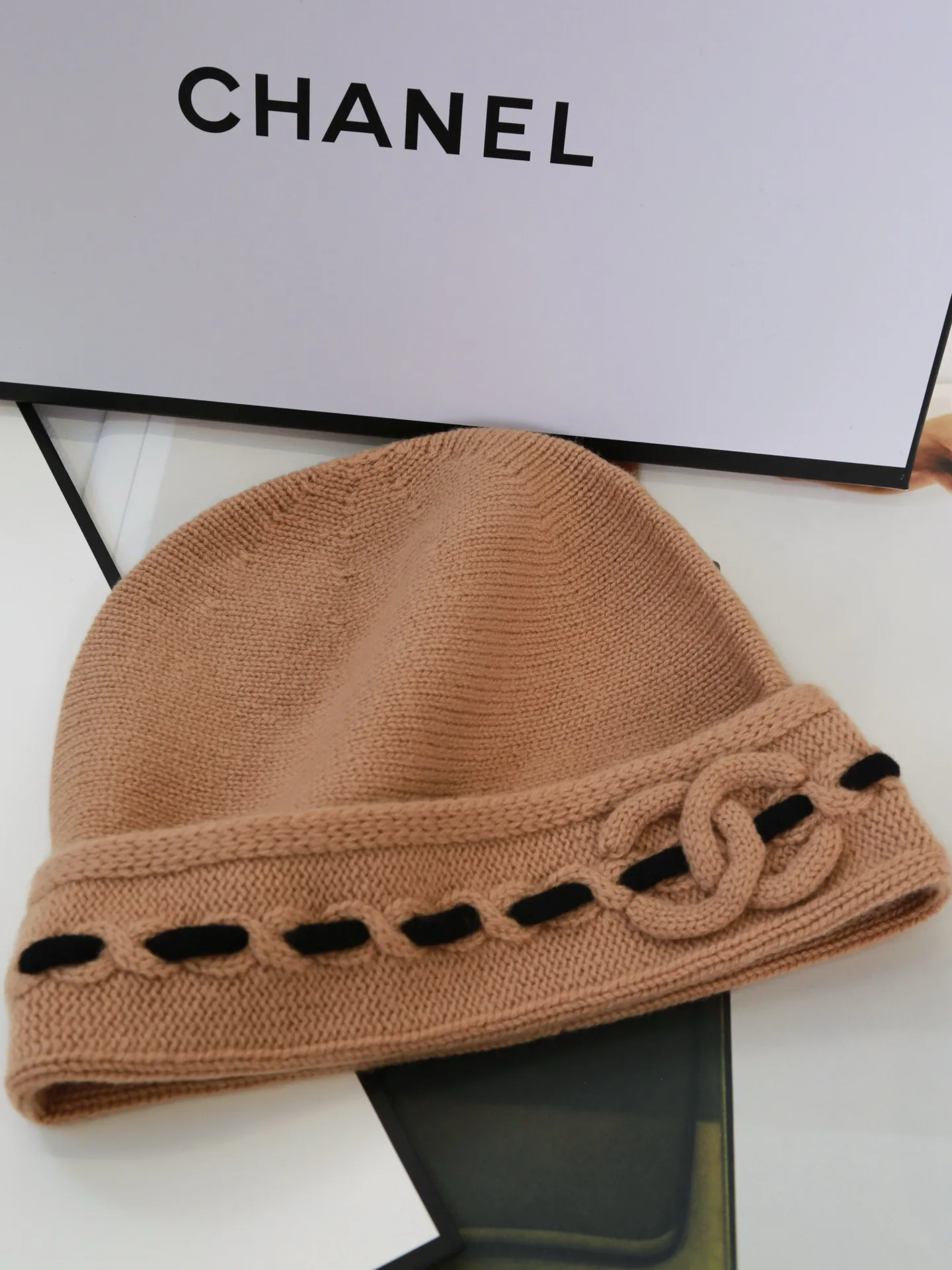 Hats CHANEL 18427045