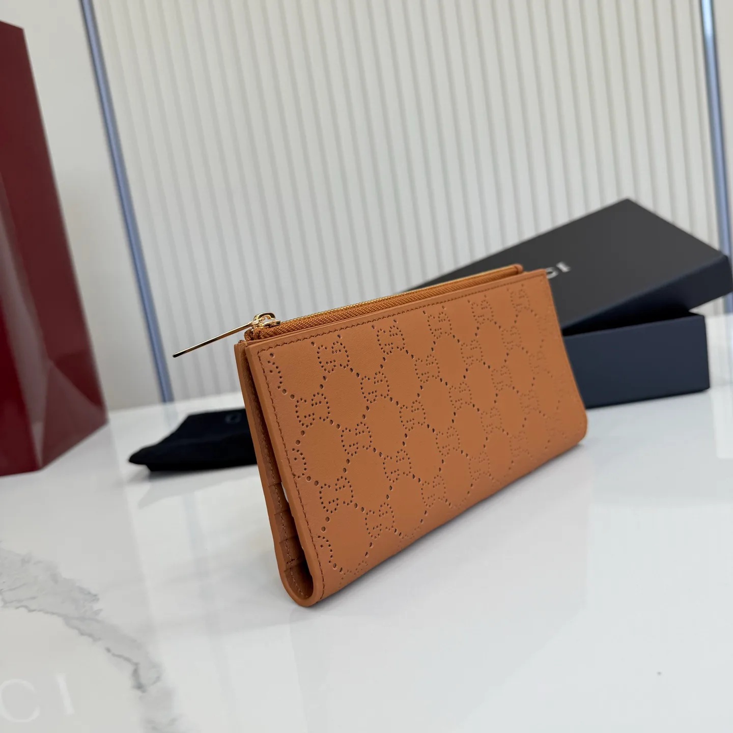 Women's Clutches GUCCI 17948252