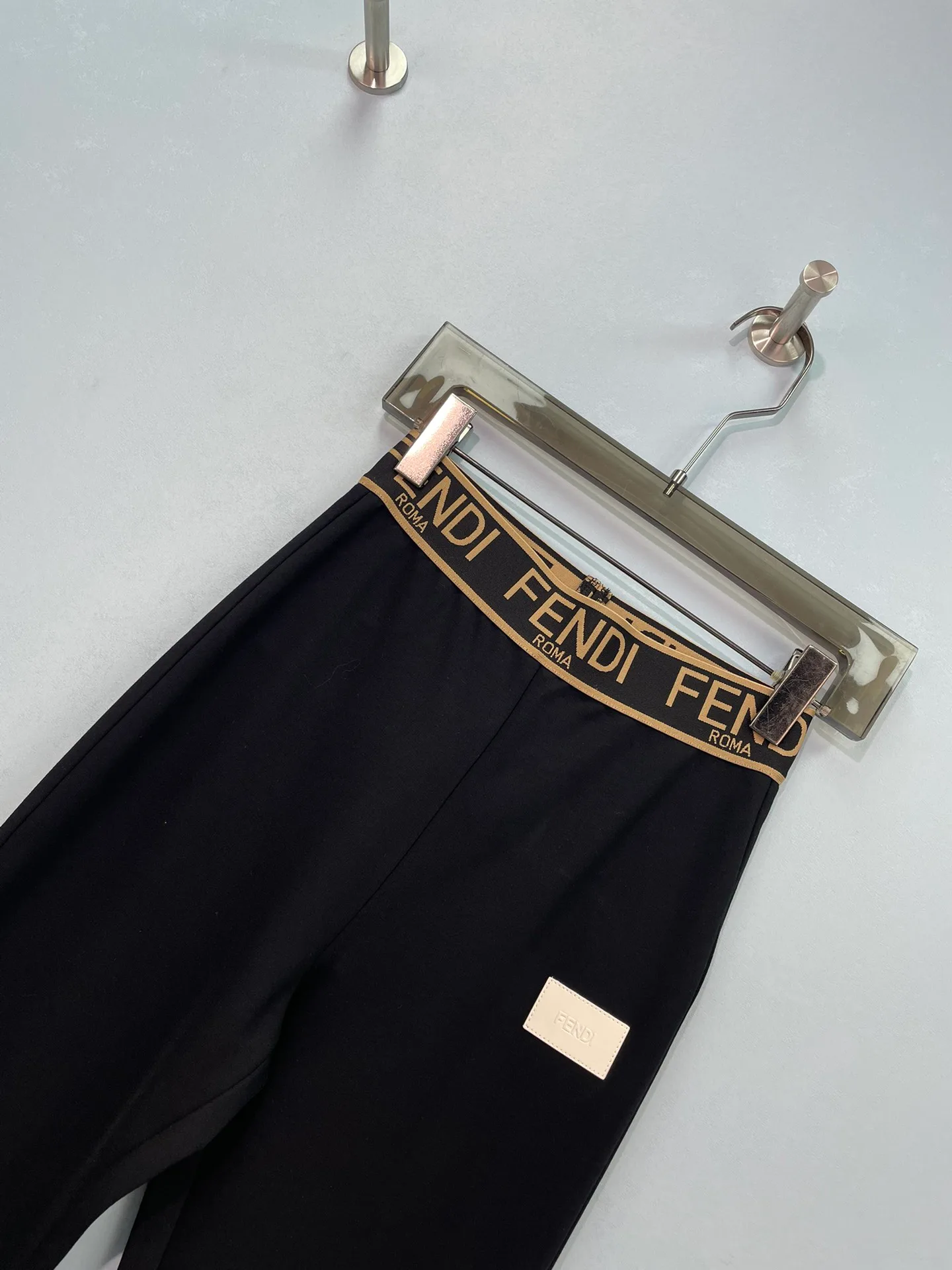 Women's Trousers FENDI 17812984