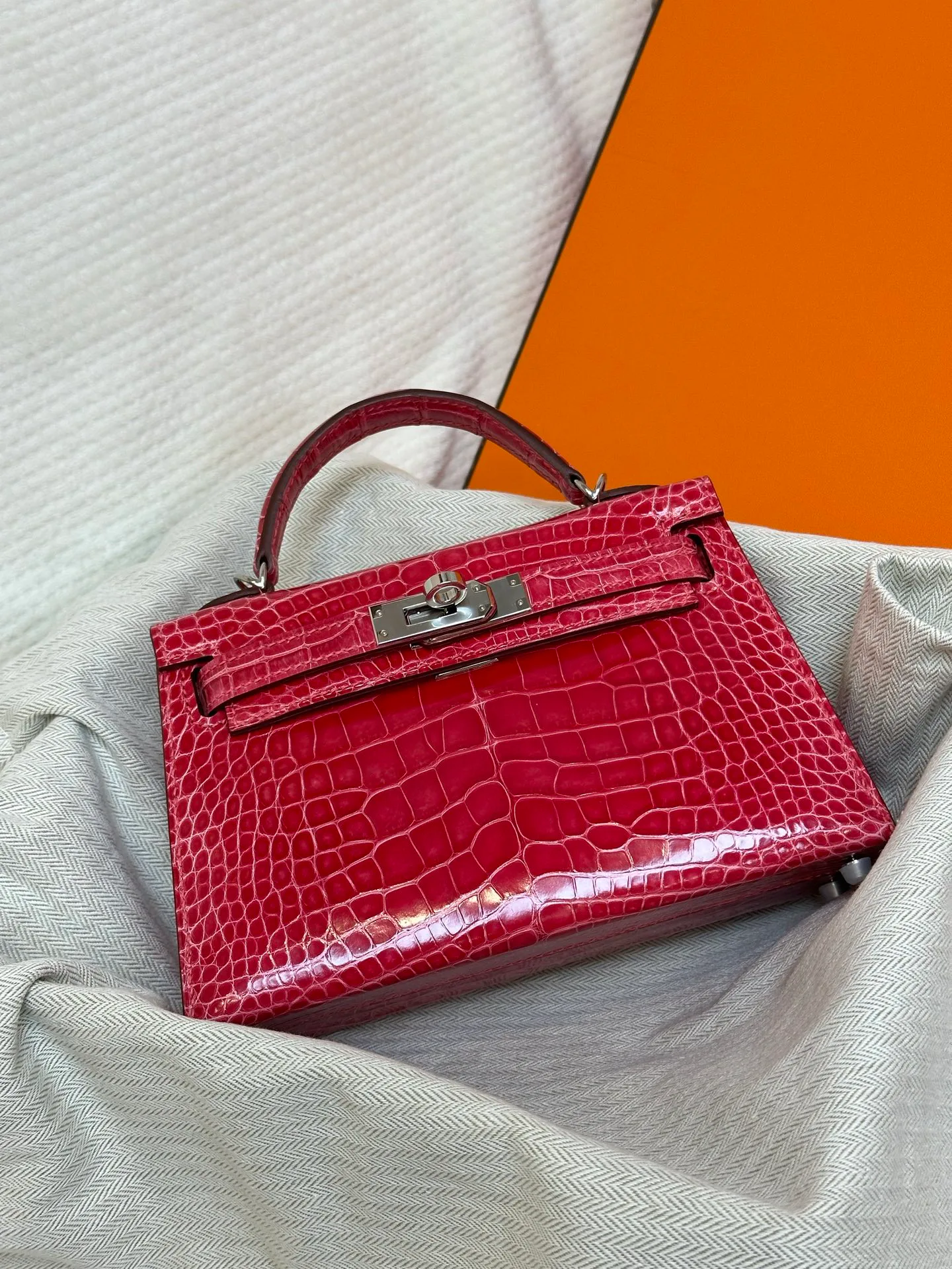 Women's Classic Handbags HERMES 18362074