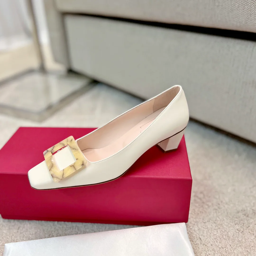 Women's Heels ROGER VIVIER 17550737