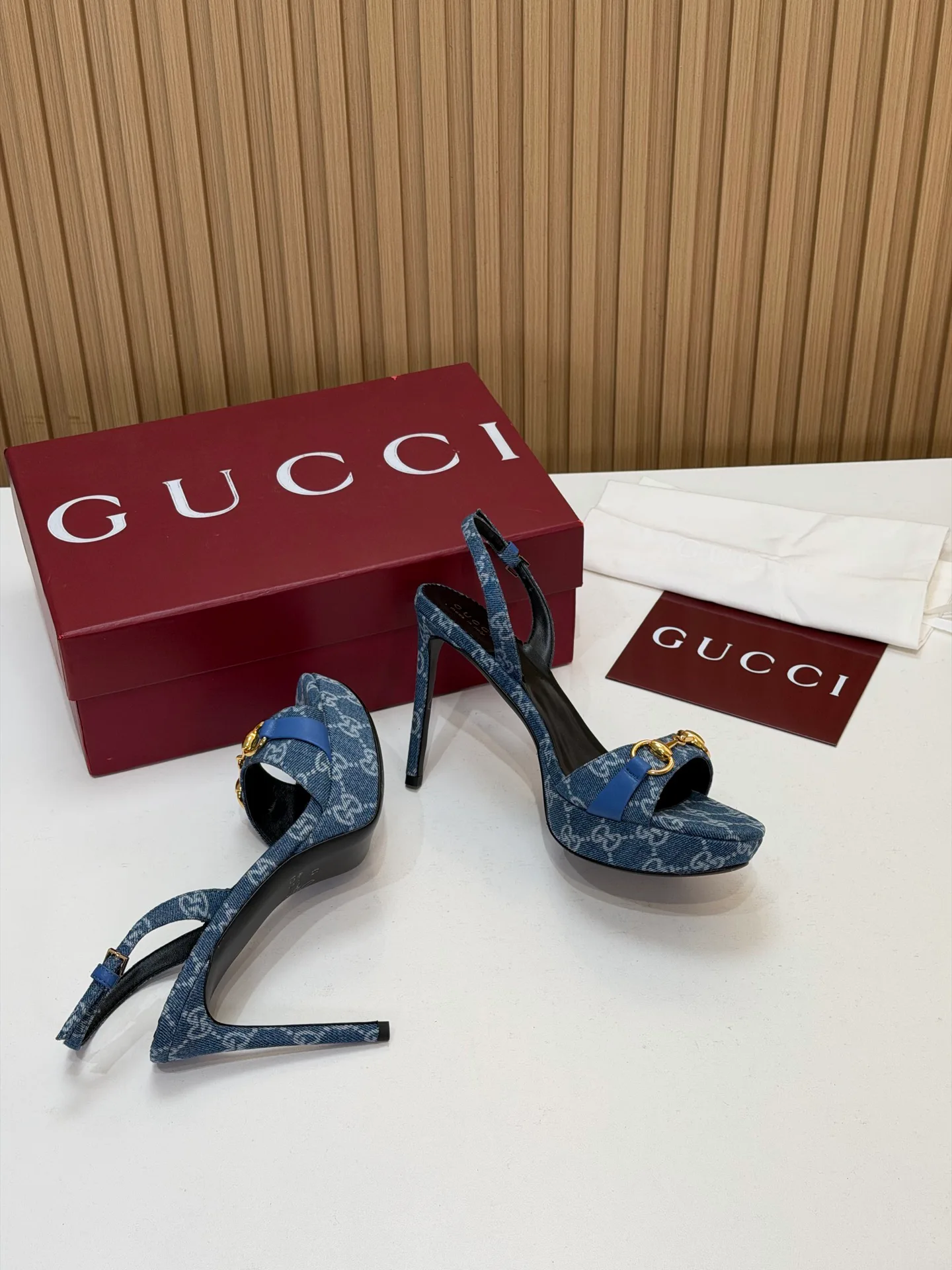 Women's Open-Toe Sandals GUCCI 18396266