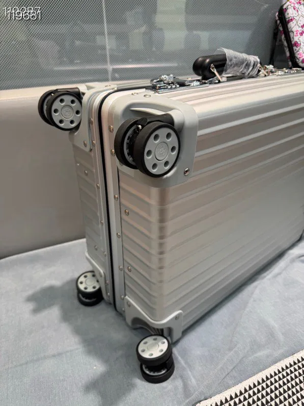 Suitcases RIMOWA 16877682