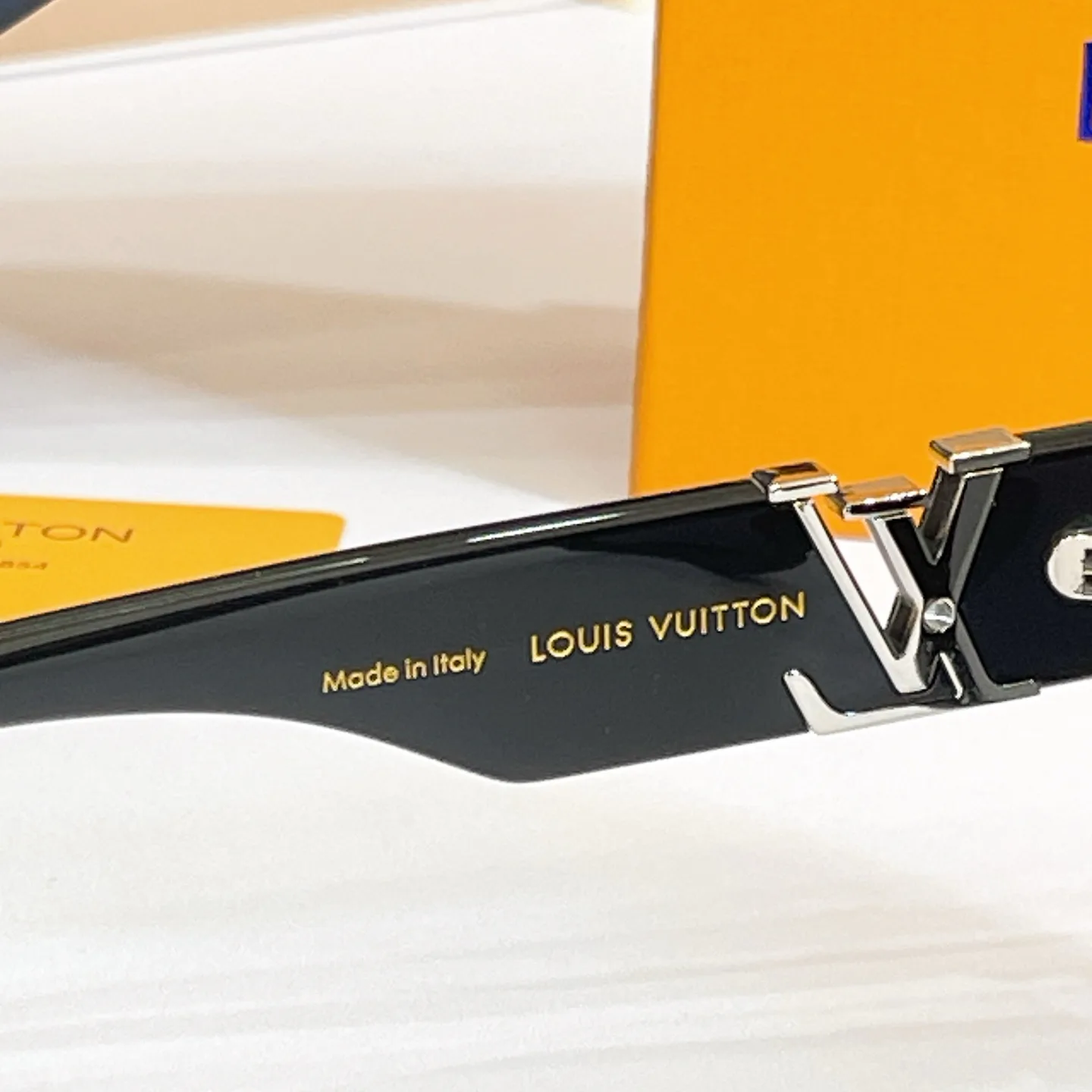 Glasses LOUIS VUITTON 17495877