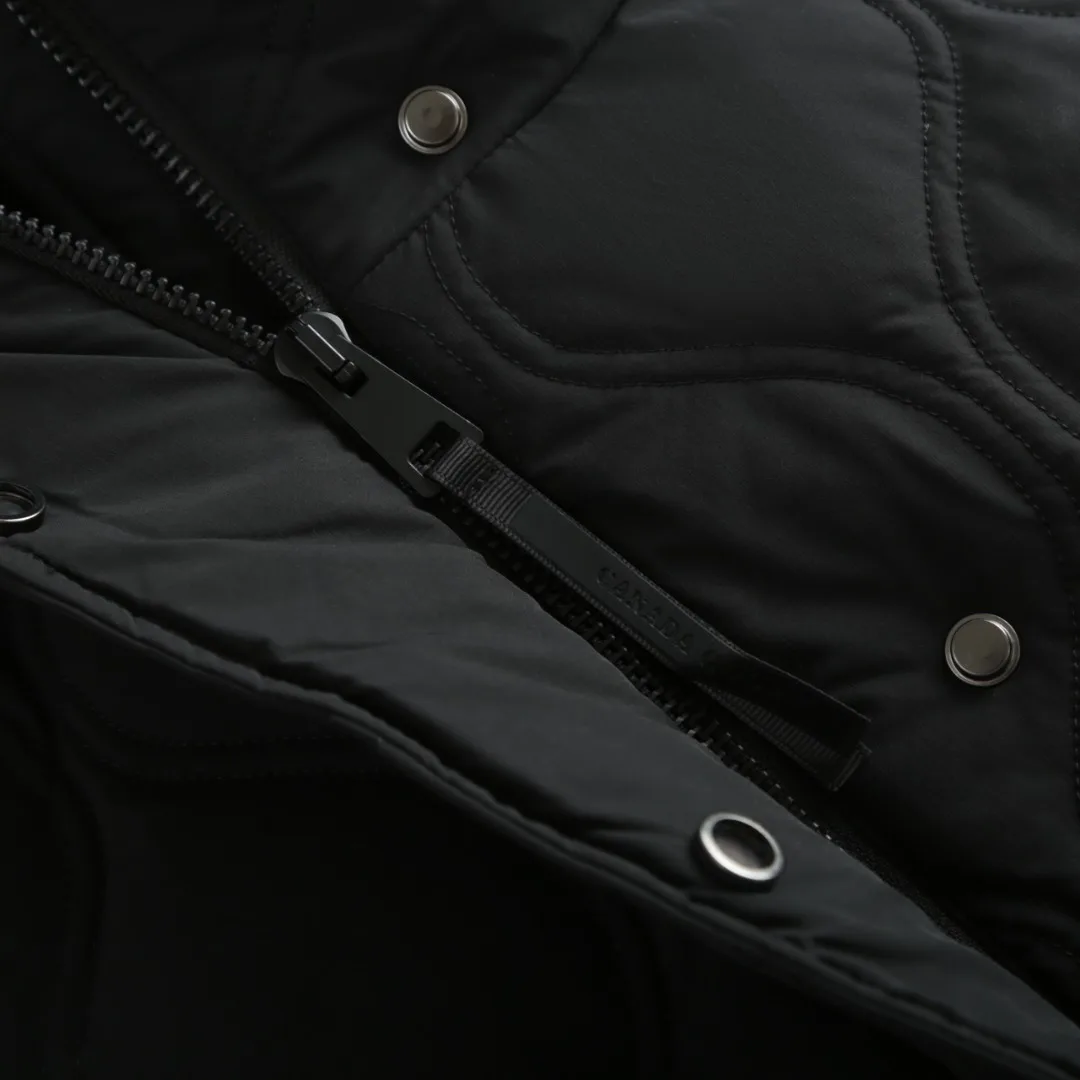 Women's Jackets And Down Jackets CANADA GOOSE 17883625