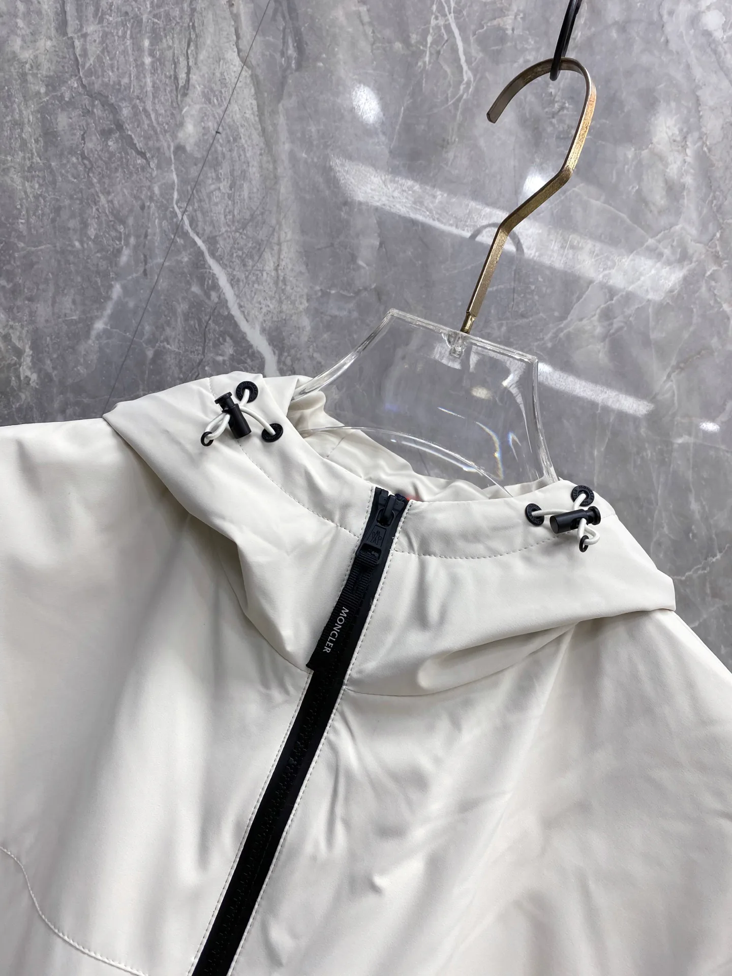 Women's Jackets And Down Jackets MONCLER 18178786