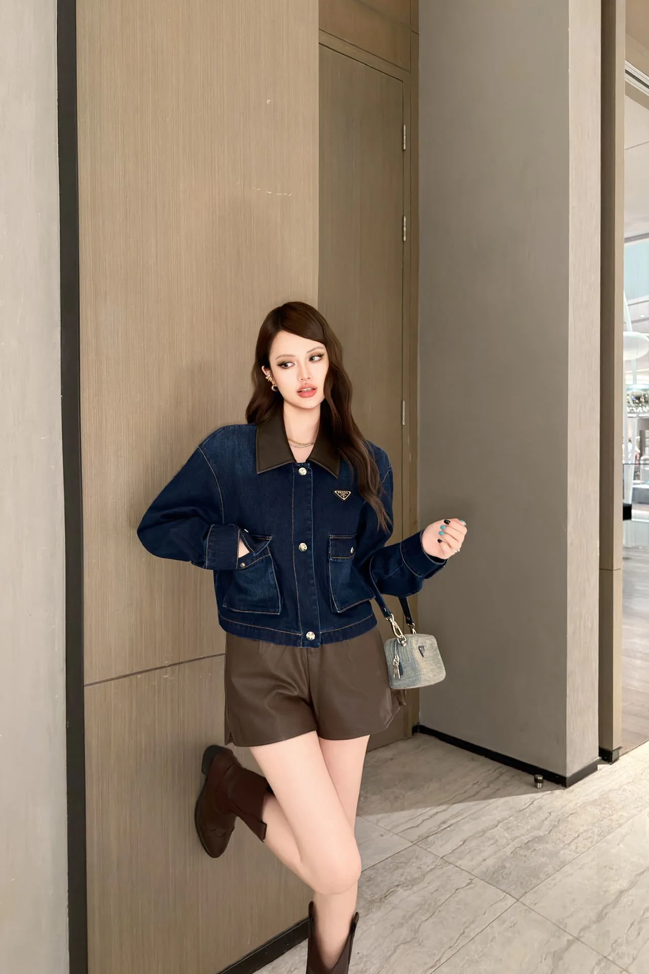 Куртки И Пуховики Женские Prada 18677895