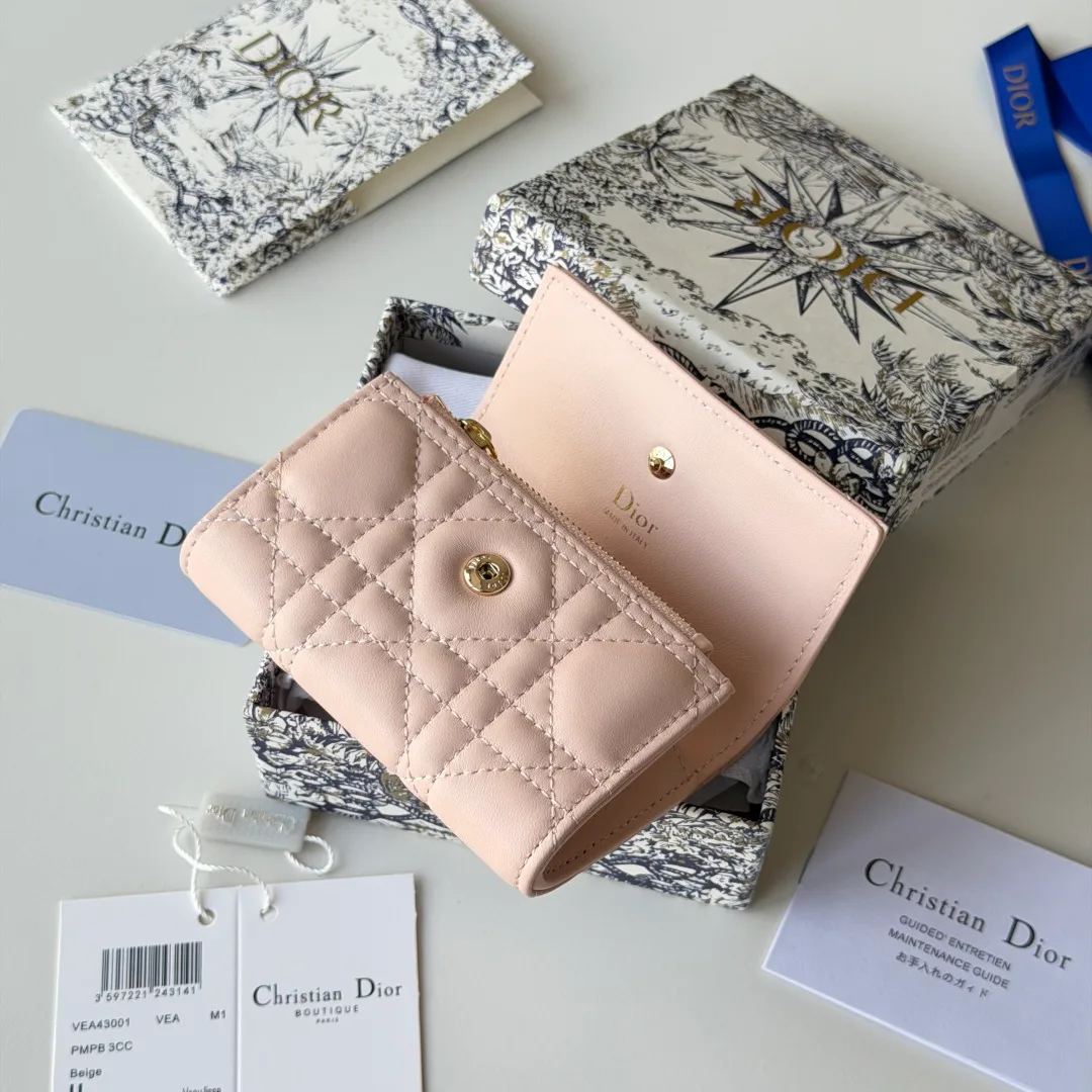 Women's Clutches CHRISTIAN DIOR 18493009