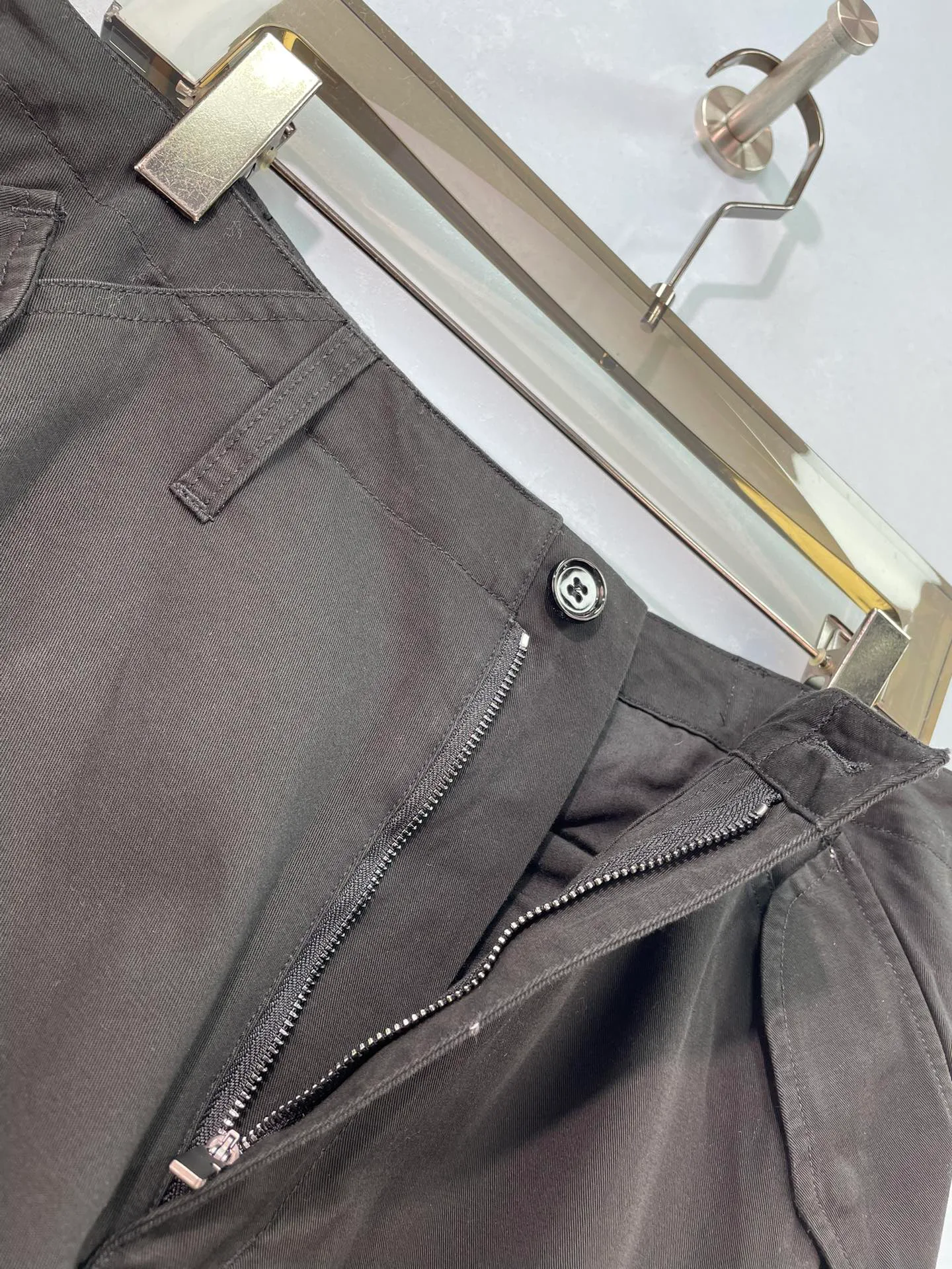 Women's Trousers BURBERRY 18151694