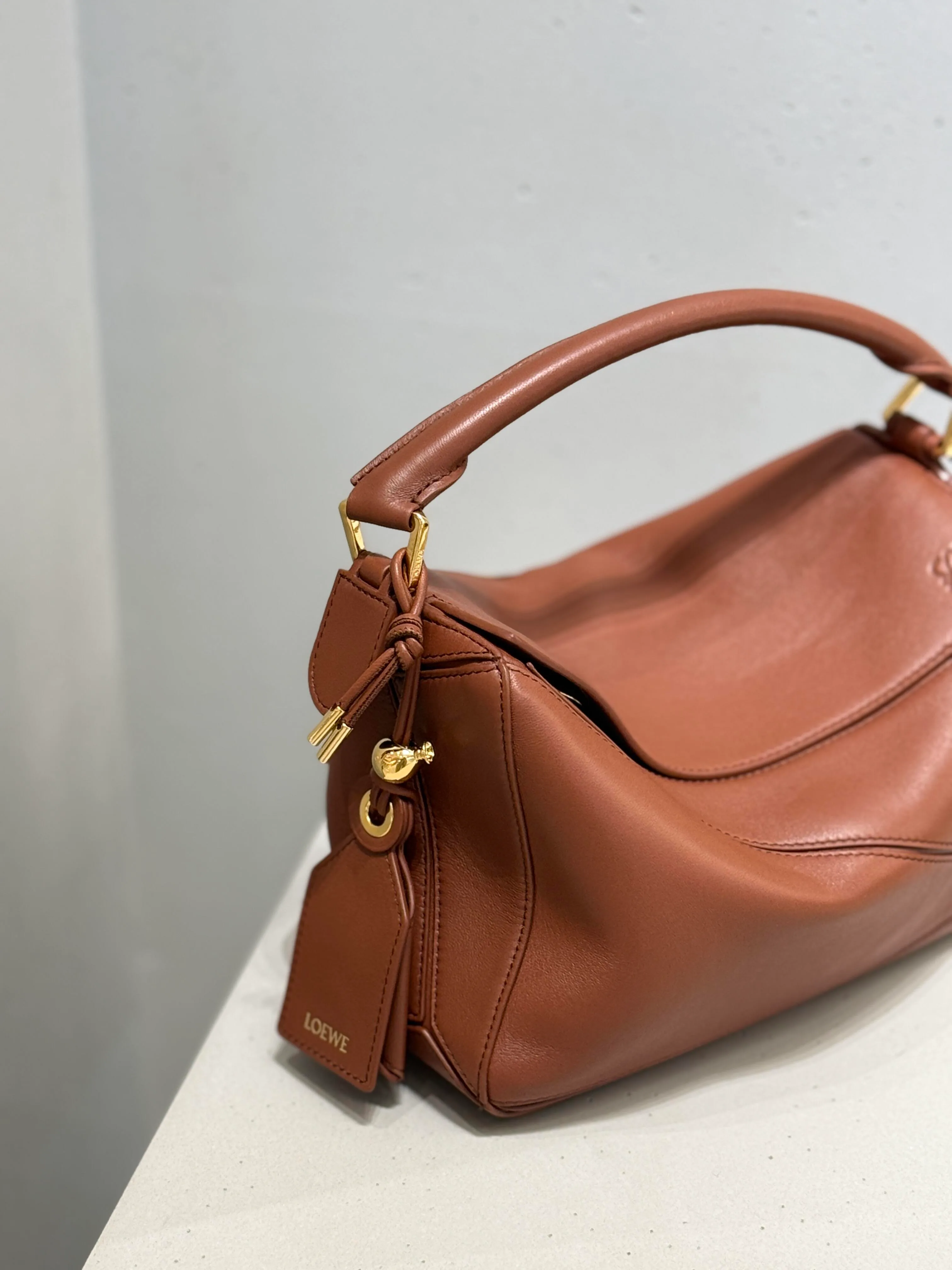 Women's Classic Handbags LOEWE 17270358