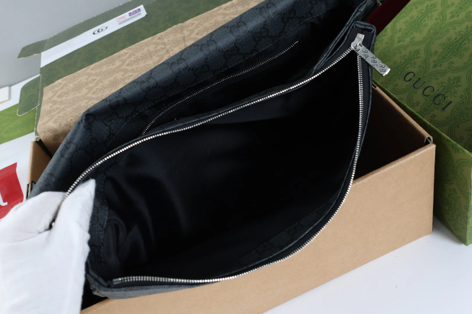 Women's Classic Handbags GUCCI 18065490