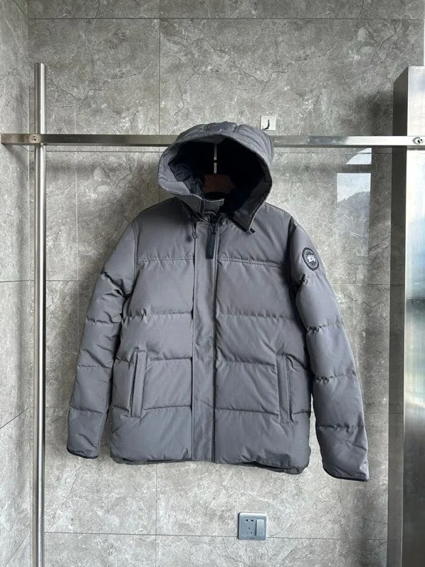 Women's Jackets And Down Jackets CANADA GOOSE 18111613
