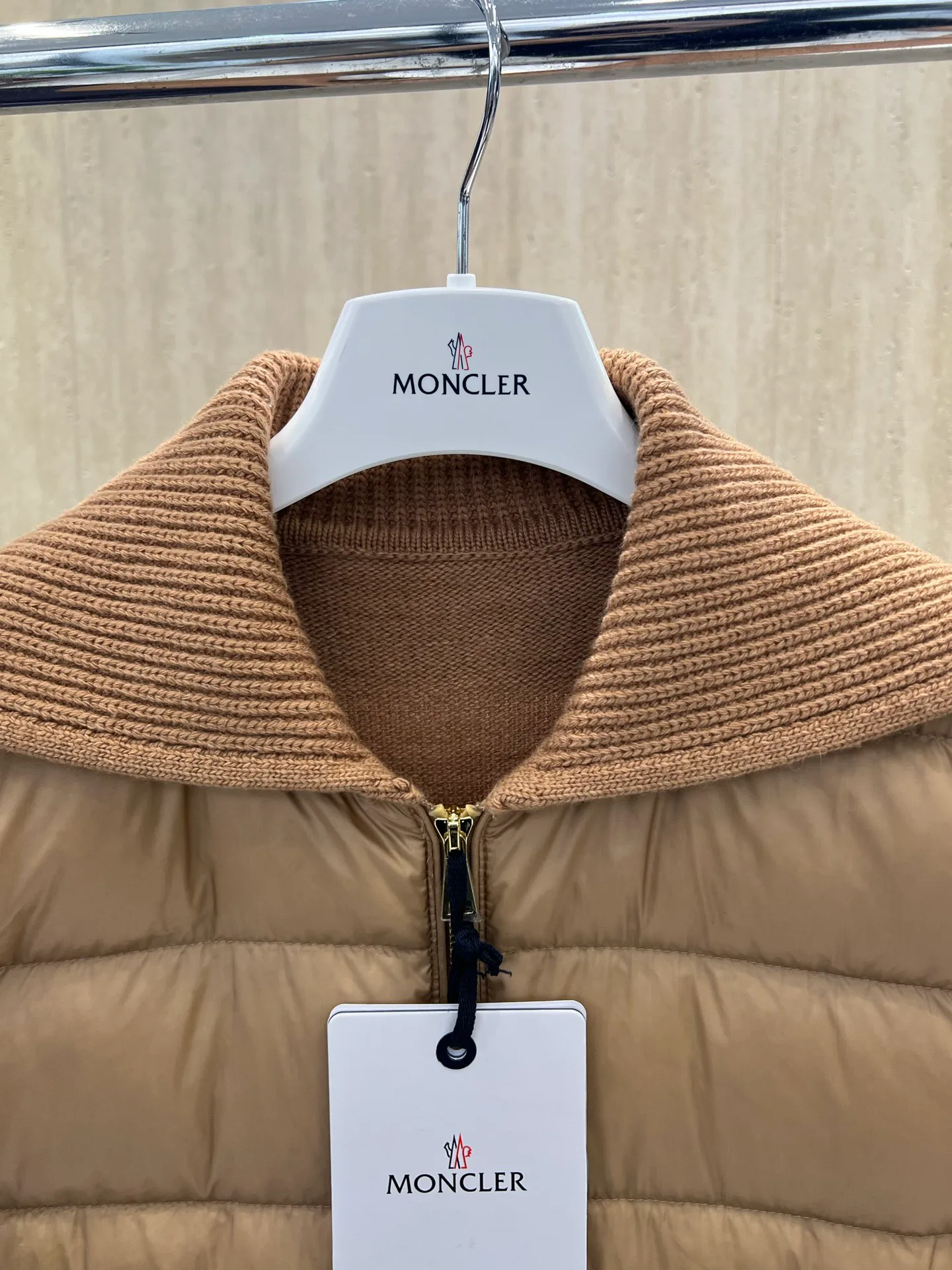 Women's Jumpers And Sweaters MONCLER 18264475