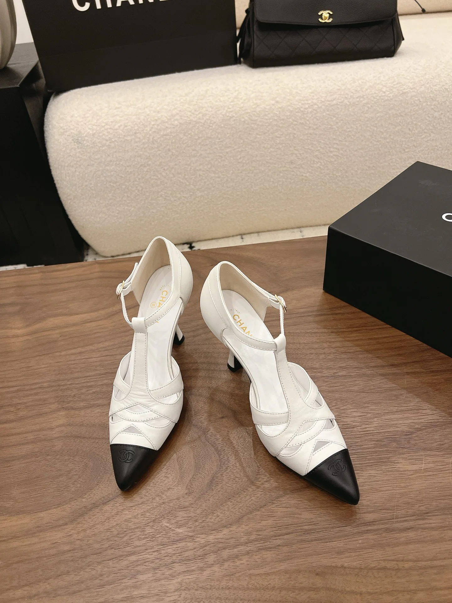 Women's Heels CHANEL 16931515