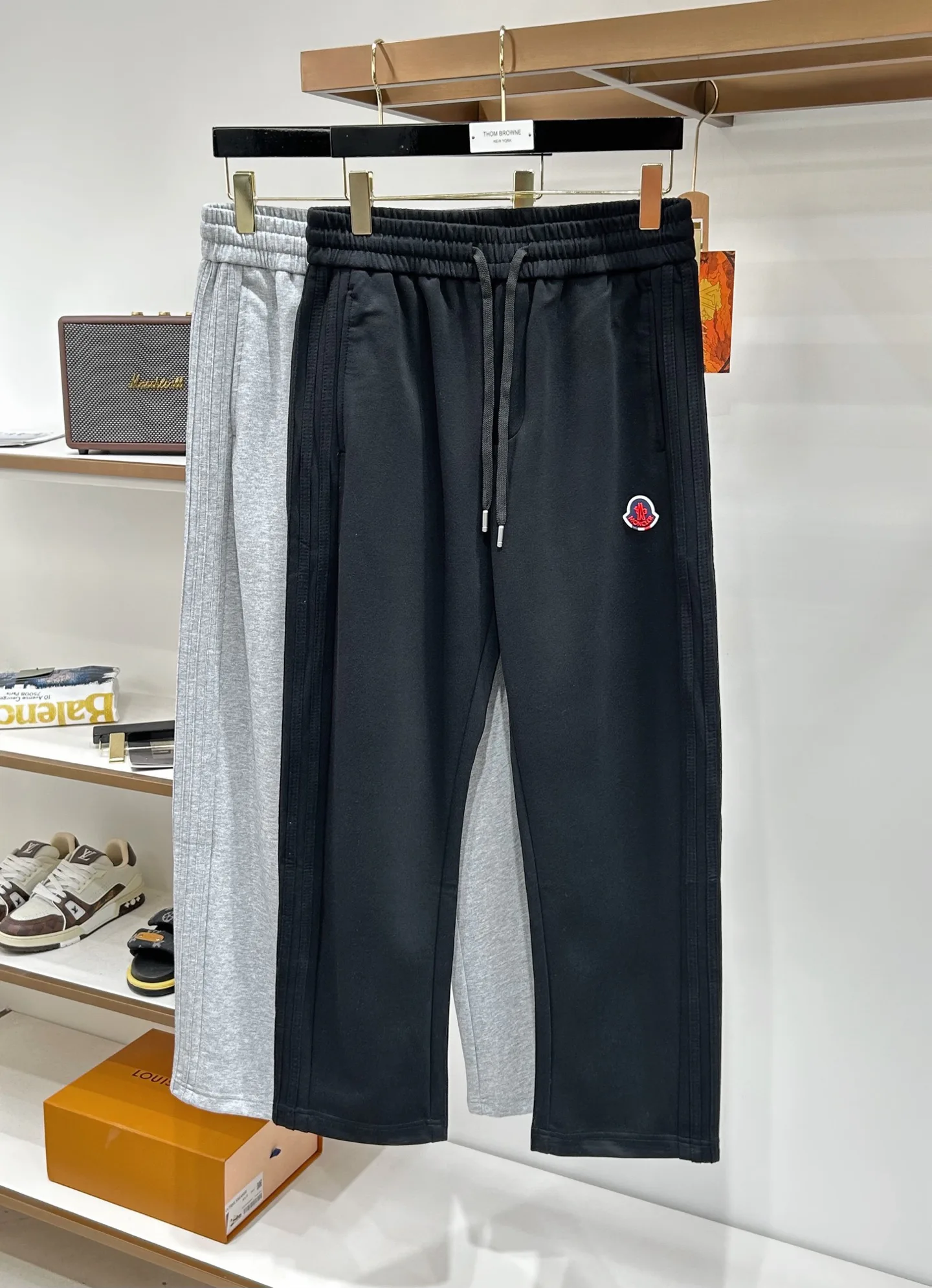 Men's Trousers MONCLER 17910859