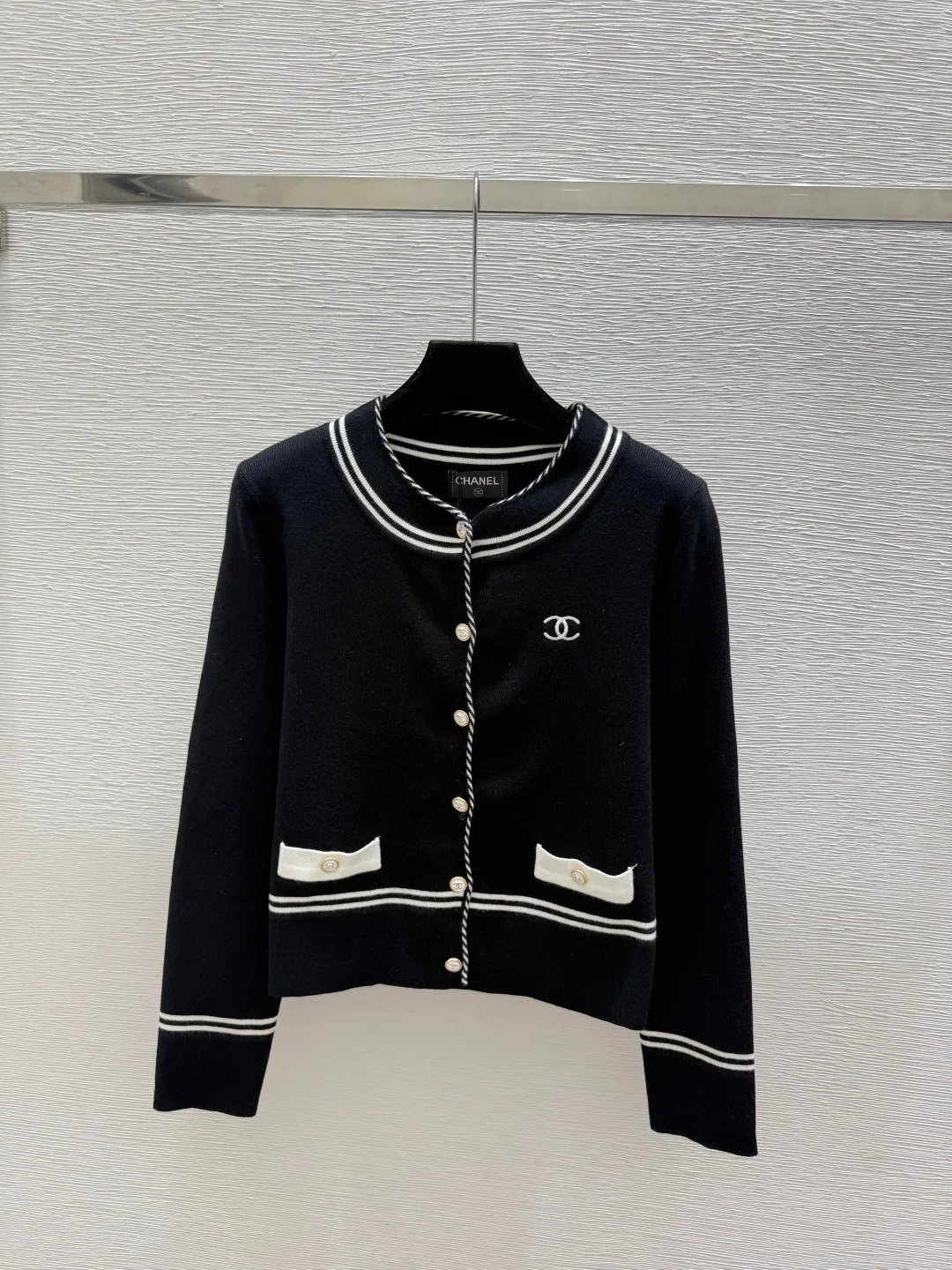 Women's Jumpers And Sweaters CHANEL 18410681