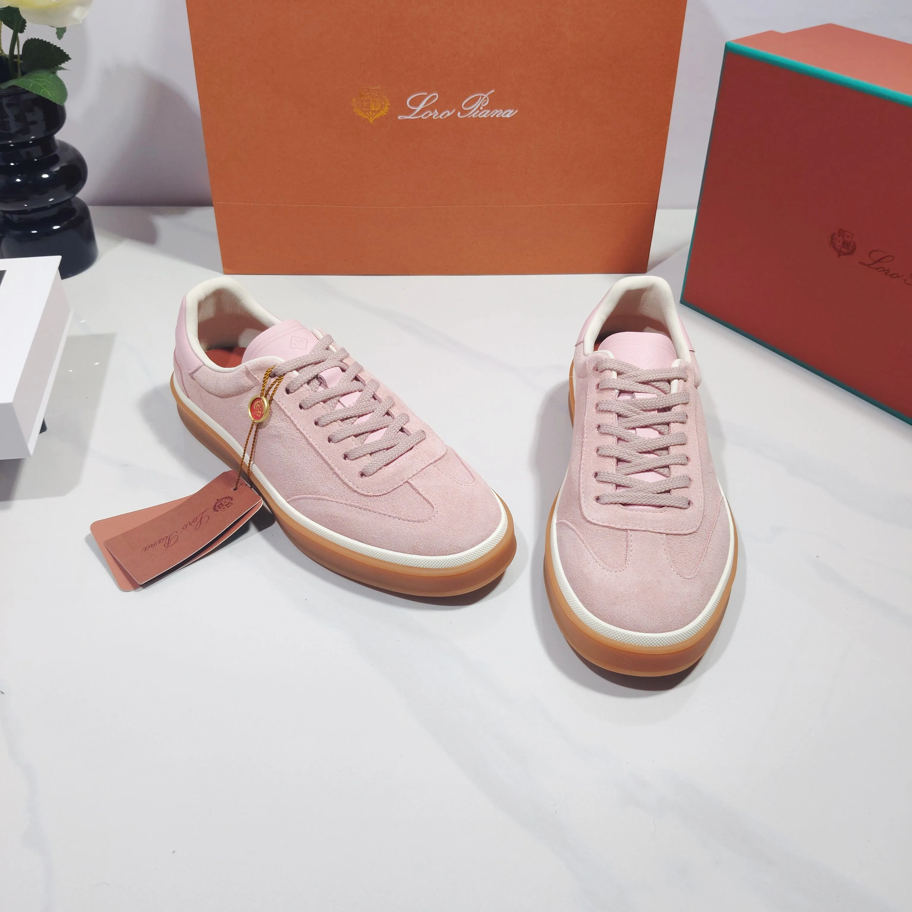 Women's Sneakers LORO PIANA 17961935