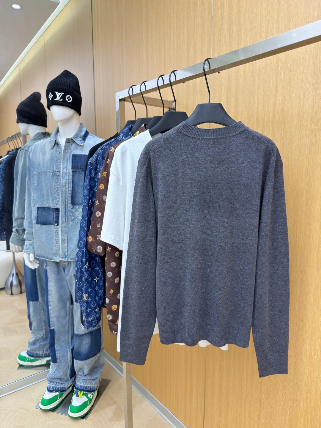 Men's Jumpers And Sweaters AMI PARIS 17740852