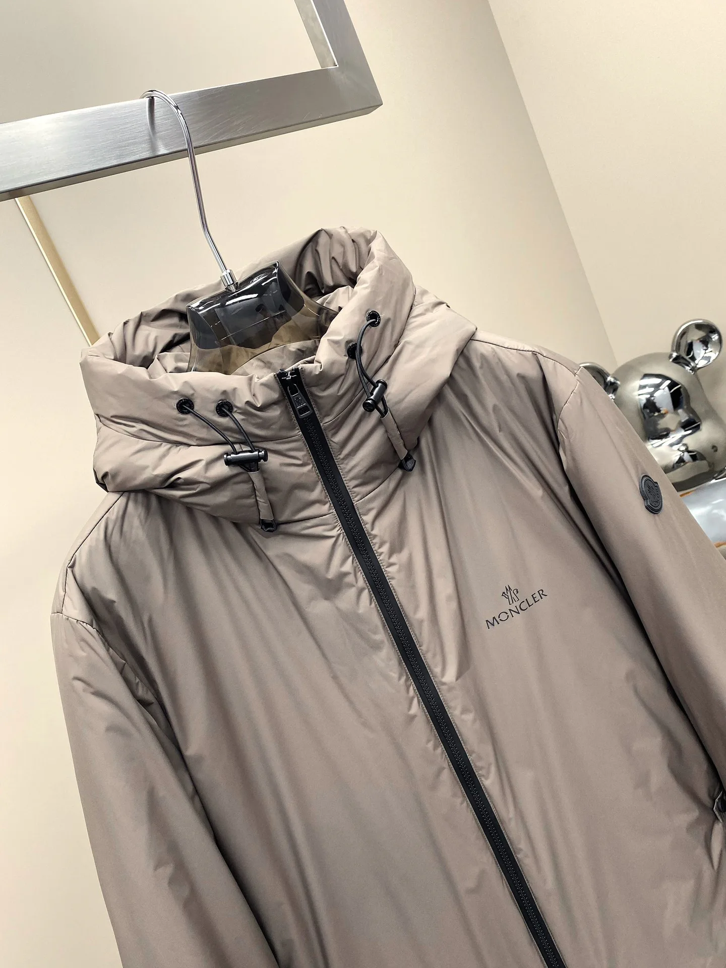 Men's Jackets And Down Jackets MONCLER 18111237