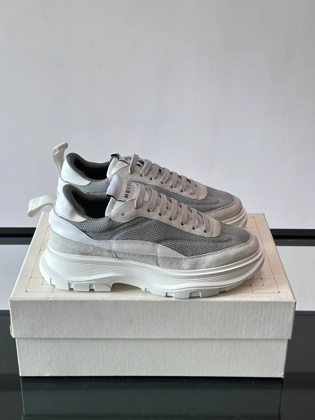 Women's Sneakers ALEXANDER MCQUEEN 17328783