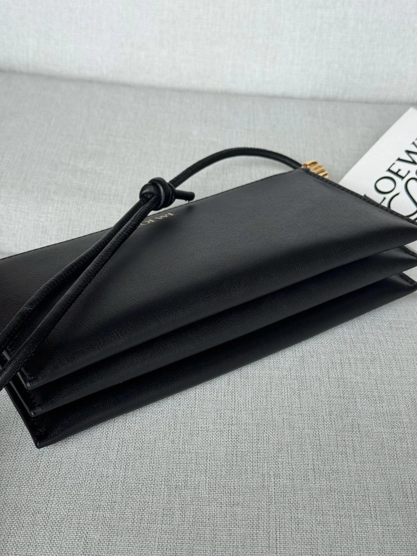 Women's Classic Handbags LOEWE 17551014