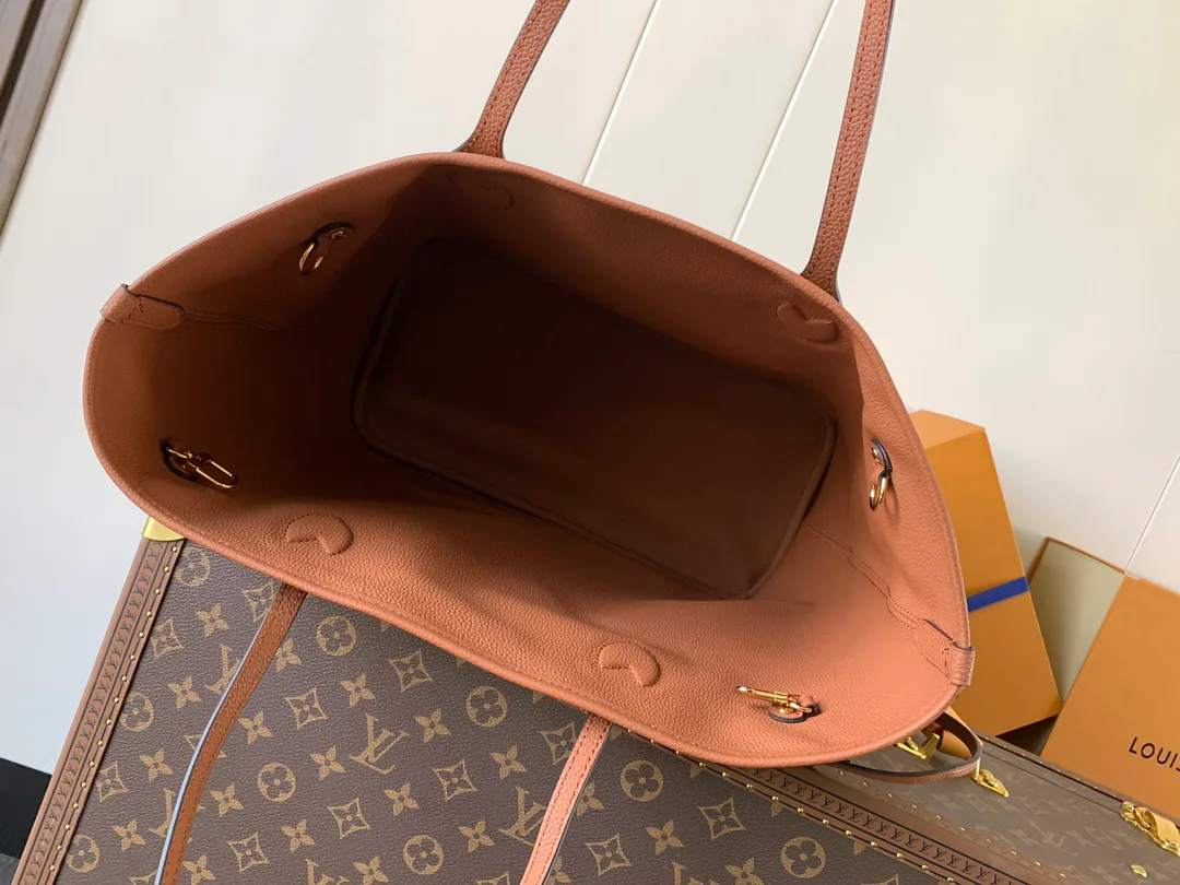 Women's Classic Handbags LOUIS VUITTON 18153070