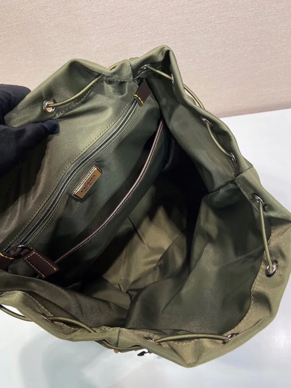 Women's Backpacks PRADA 18362291