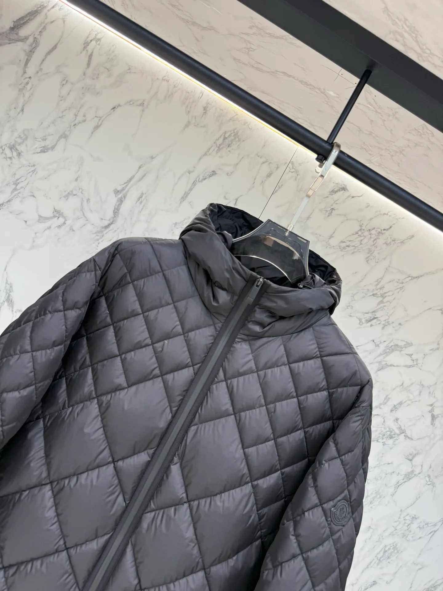 Men's Jackets And Down Jackets MONCLER 18214576
