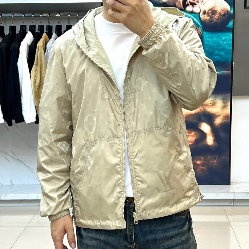 Men's Jackets And Down Jackets LOUIS VUITTON 18416820