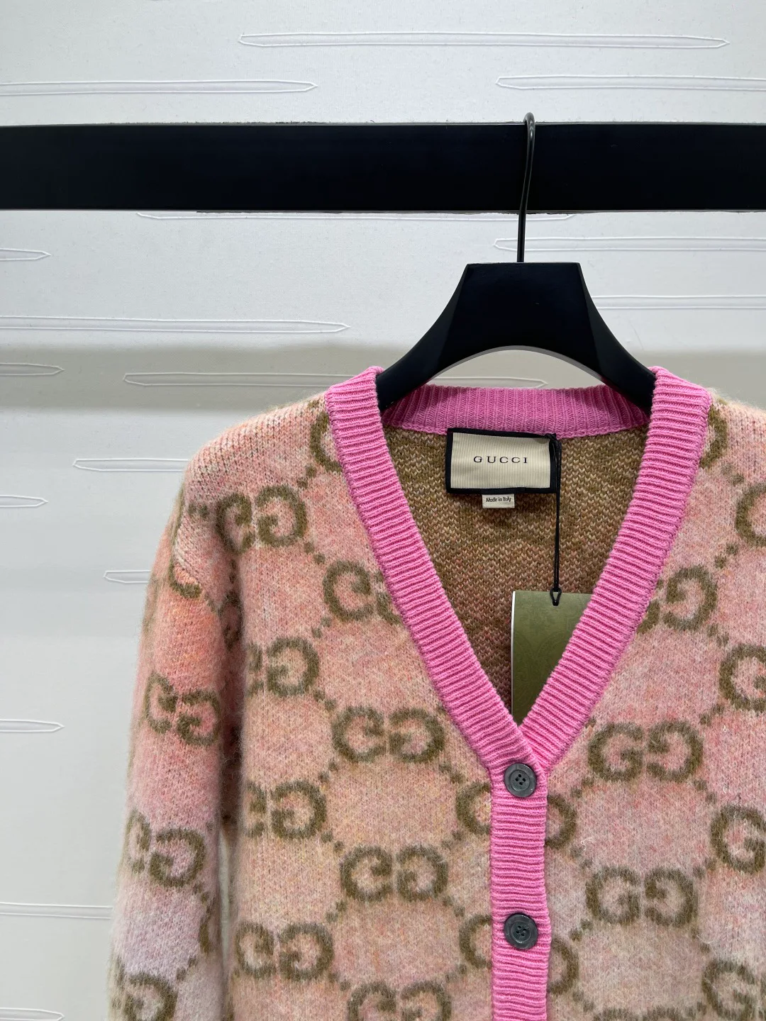 Women's Jumpers And Sweaters GUCCI 18437200