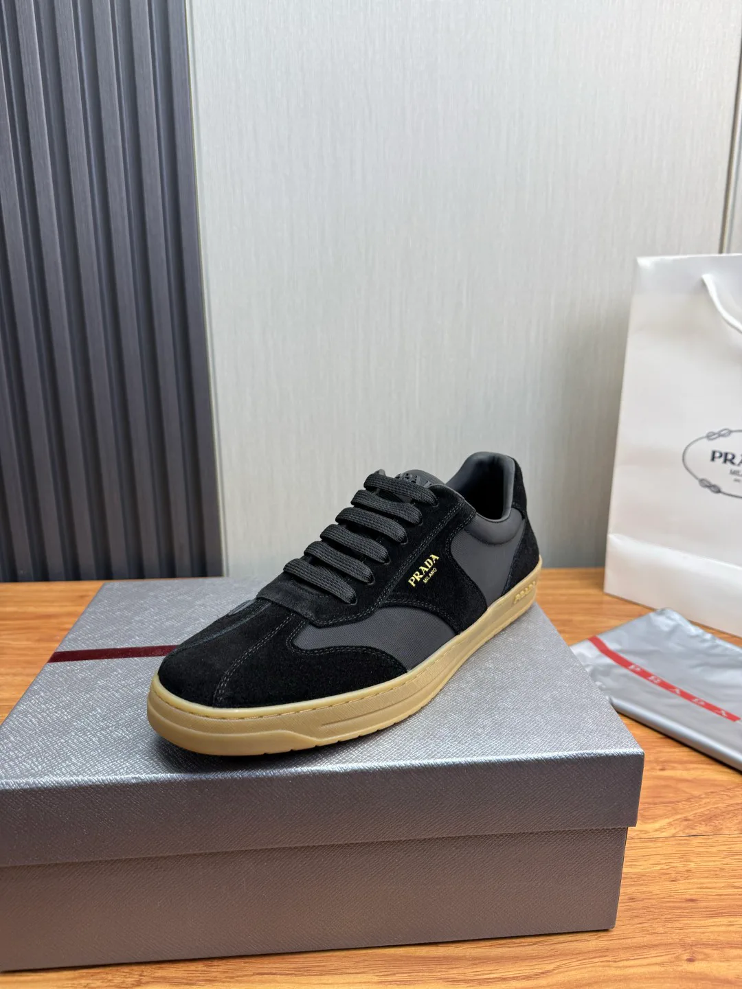 Men's Sneakers PRADA 17890552