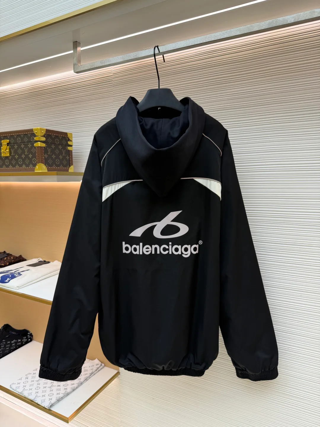 Men's Sweatshirts And Hoodies BALENCIAGA 18513781