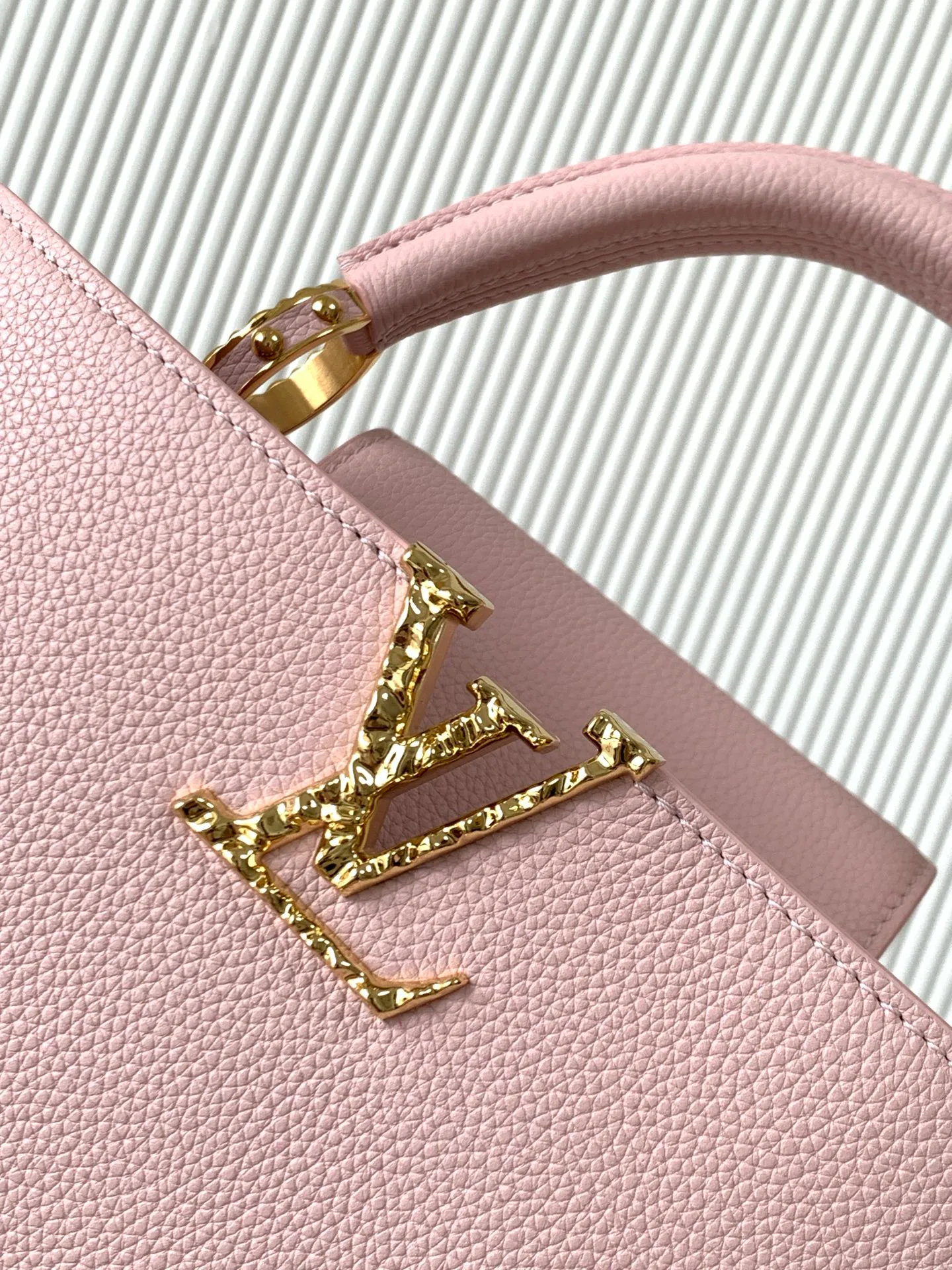 Women's Classic Handbags LOUIS VUITTON 17802977