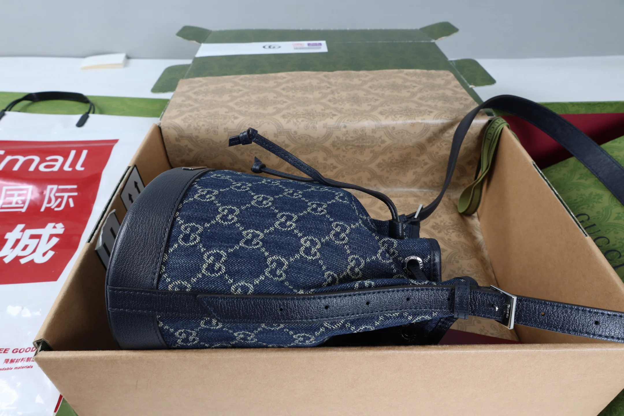 Women's Classic Handbags GUCCI 18065460