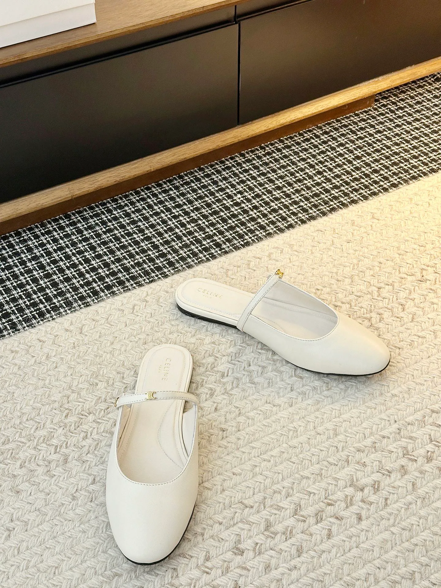 Women's Mules And Clogs CELINE 17946528