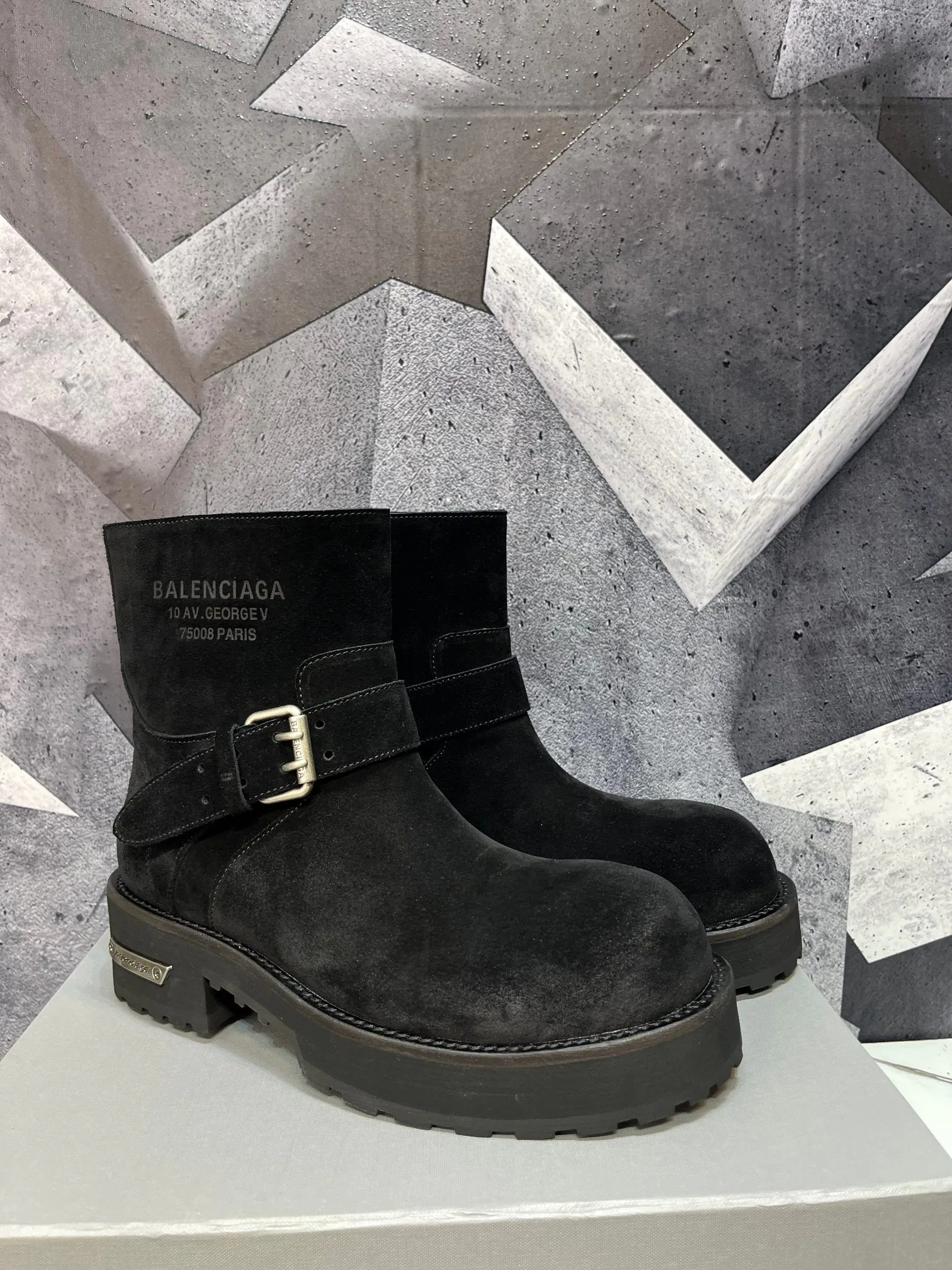 Men's Ankle Boots BALENCIAGA 17962246