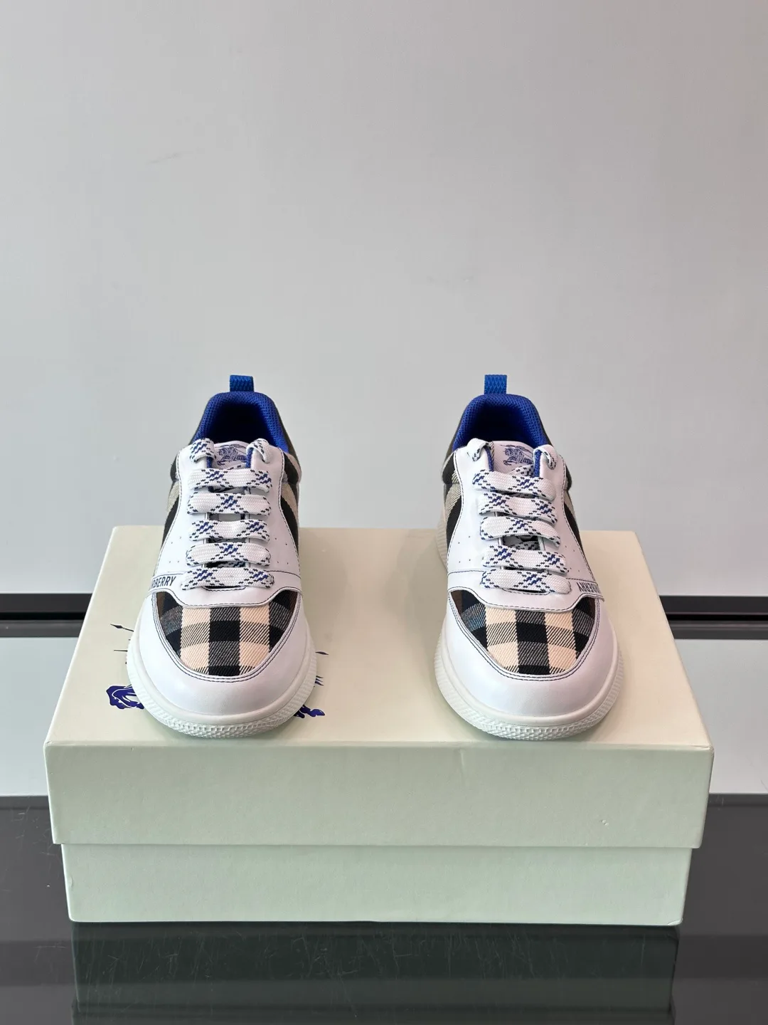 Men's Sneakers BURBERRY 18449434