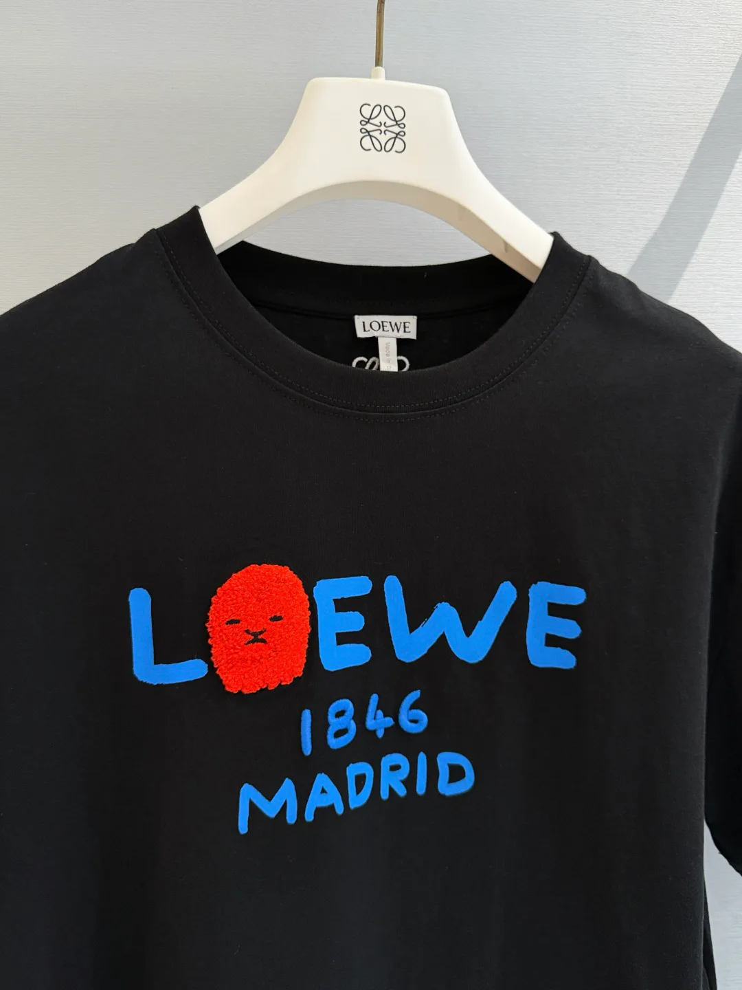 Women's T-Shirts LOEWE 17809100