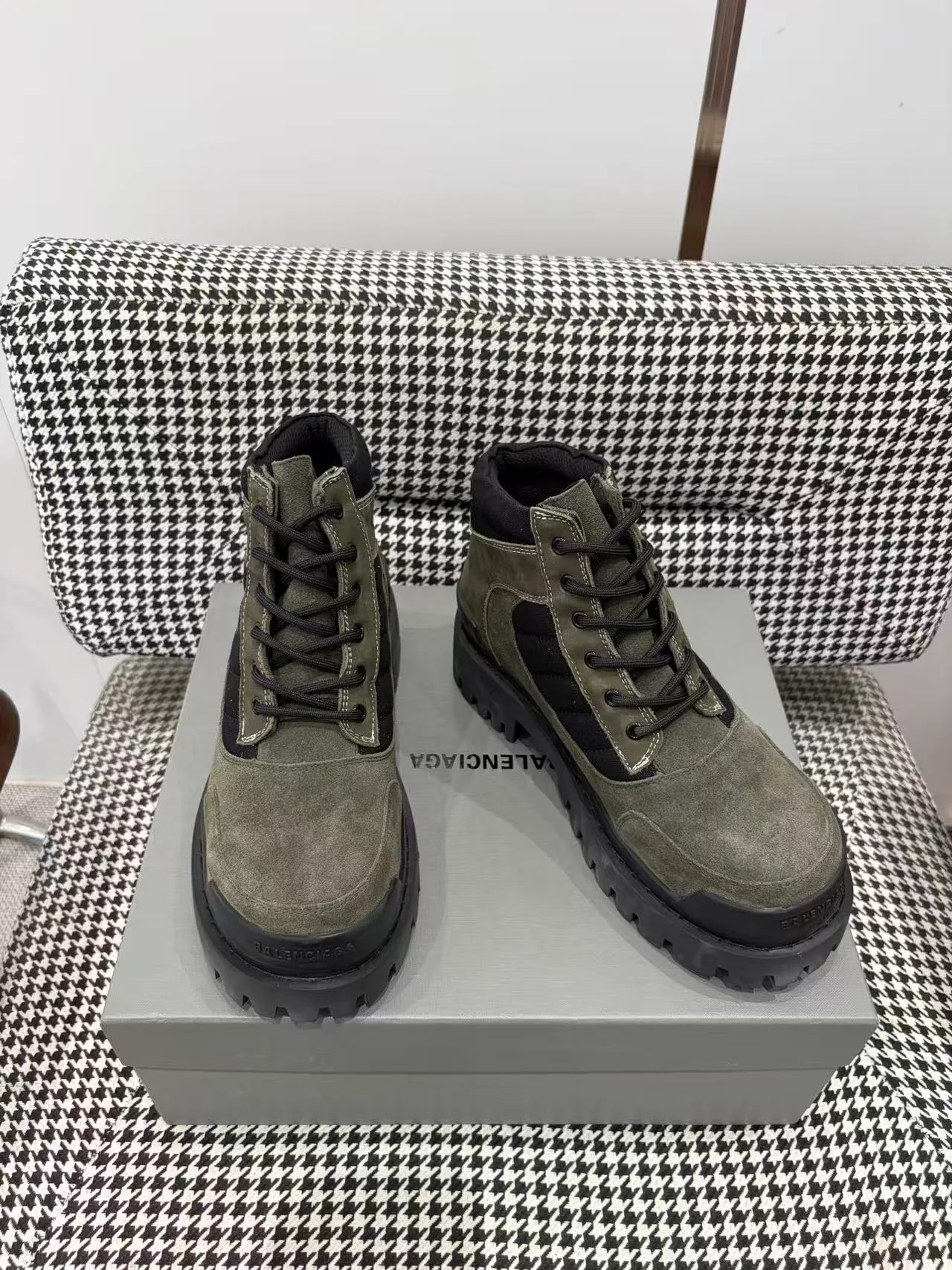 Men's Ankle Boots BALENCIAGA 17954901