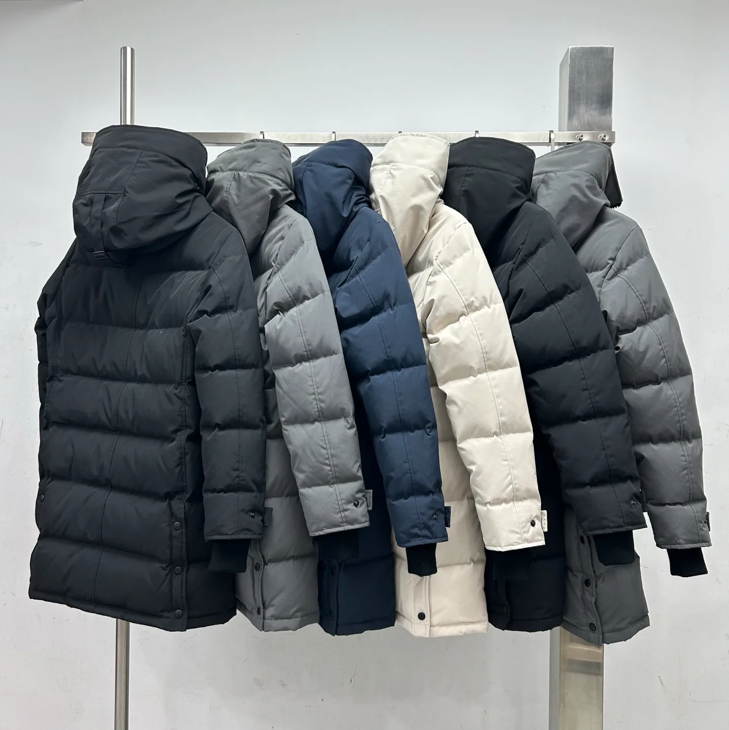 Women's Jackets And Down Jackets CANADA GOOSE 18188609