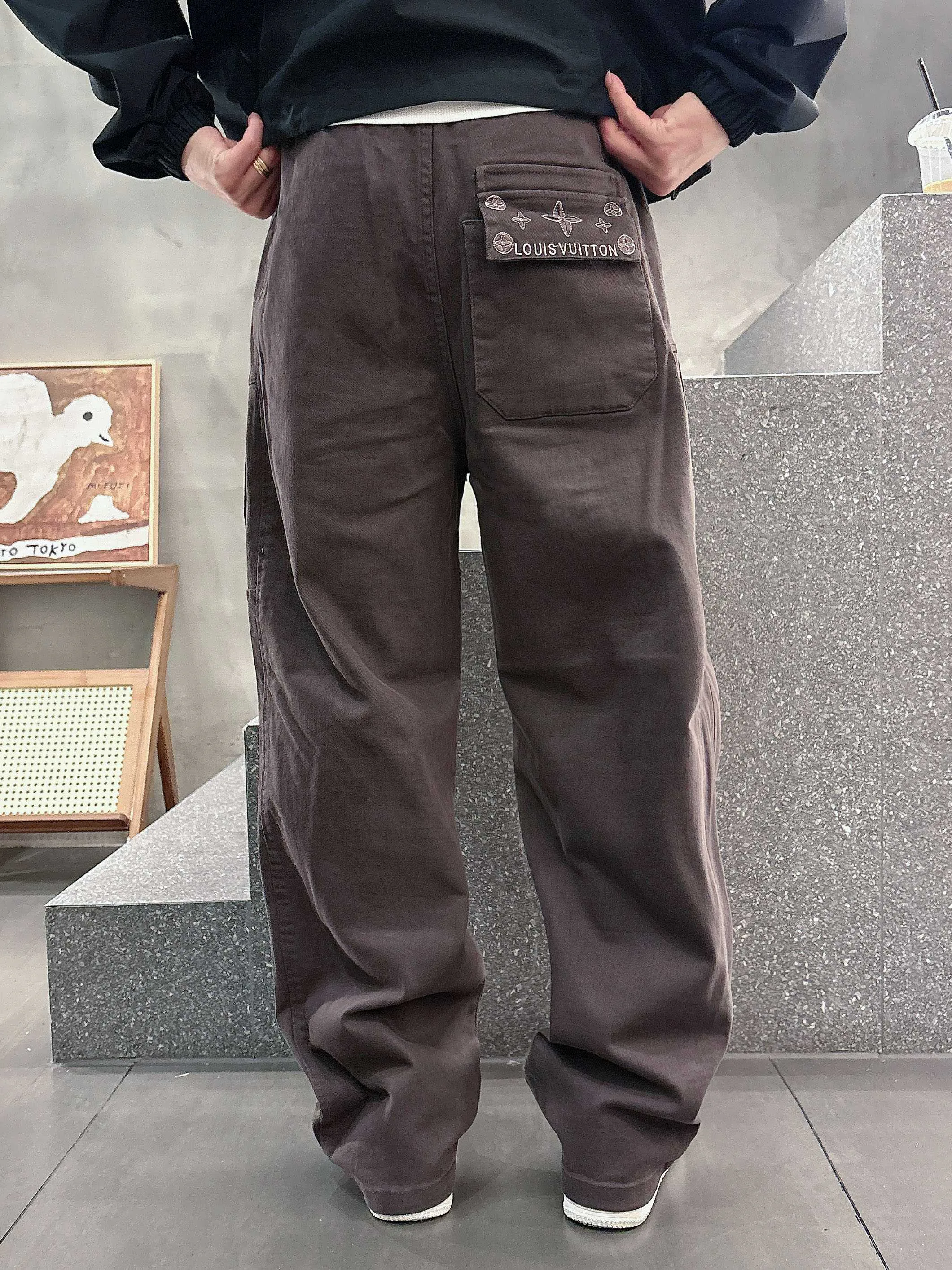 Men's Trousers LOUIS VUITTON 18368714