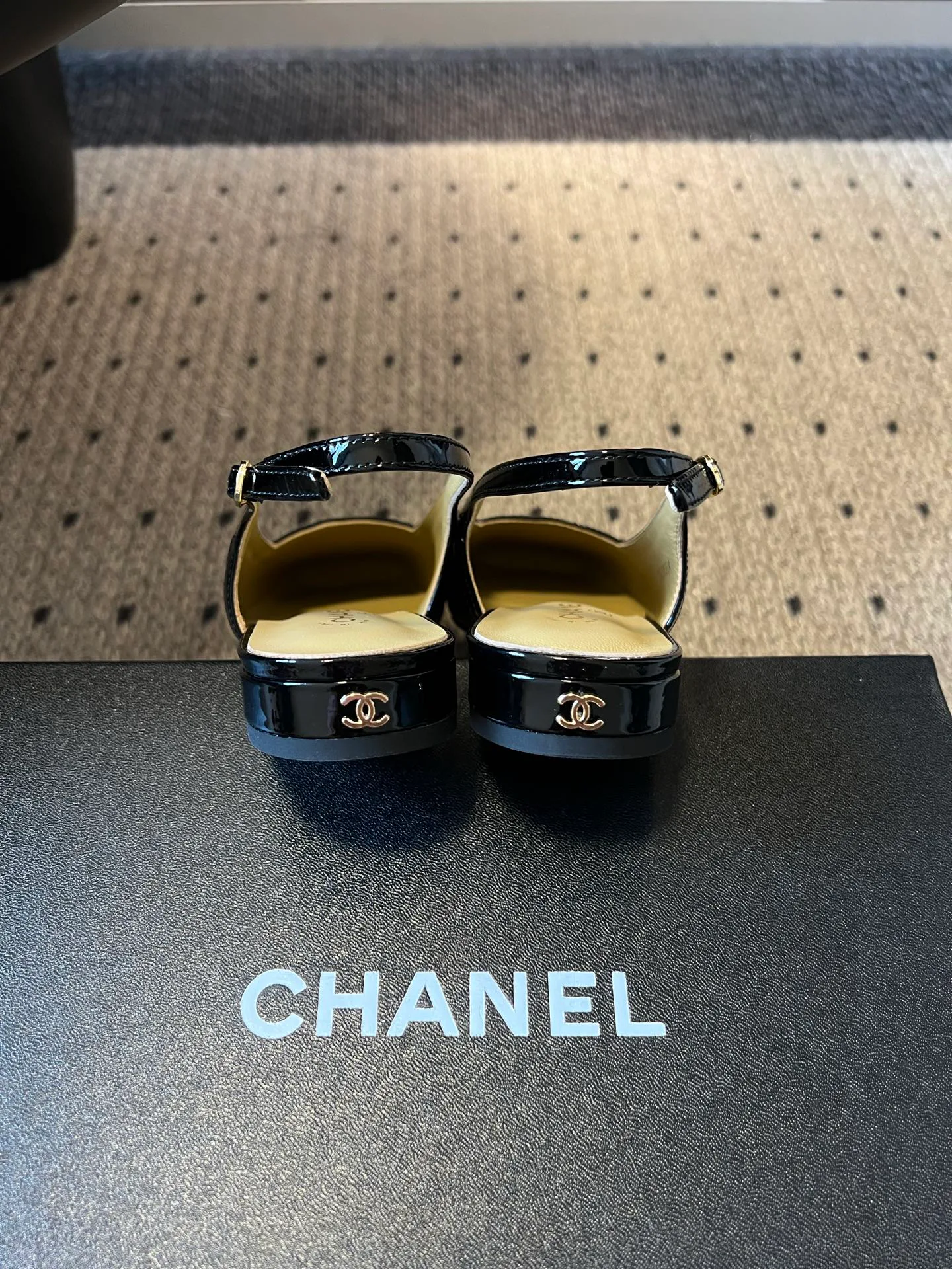Women's Open-Toe Sandals CHANEL 17696225