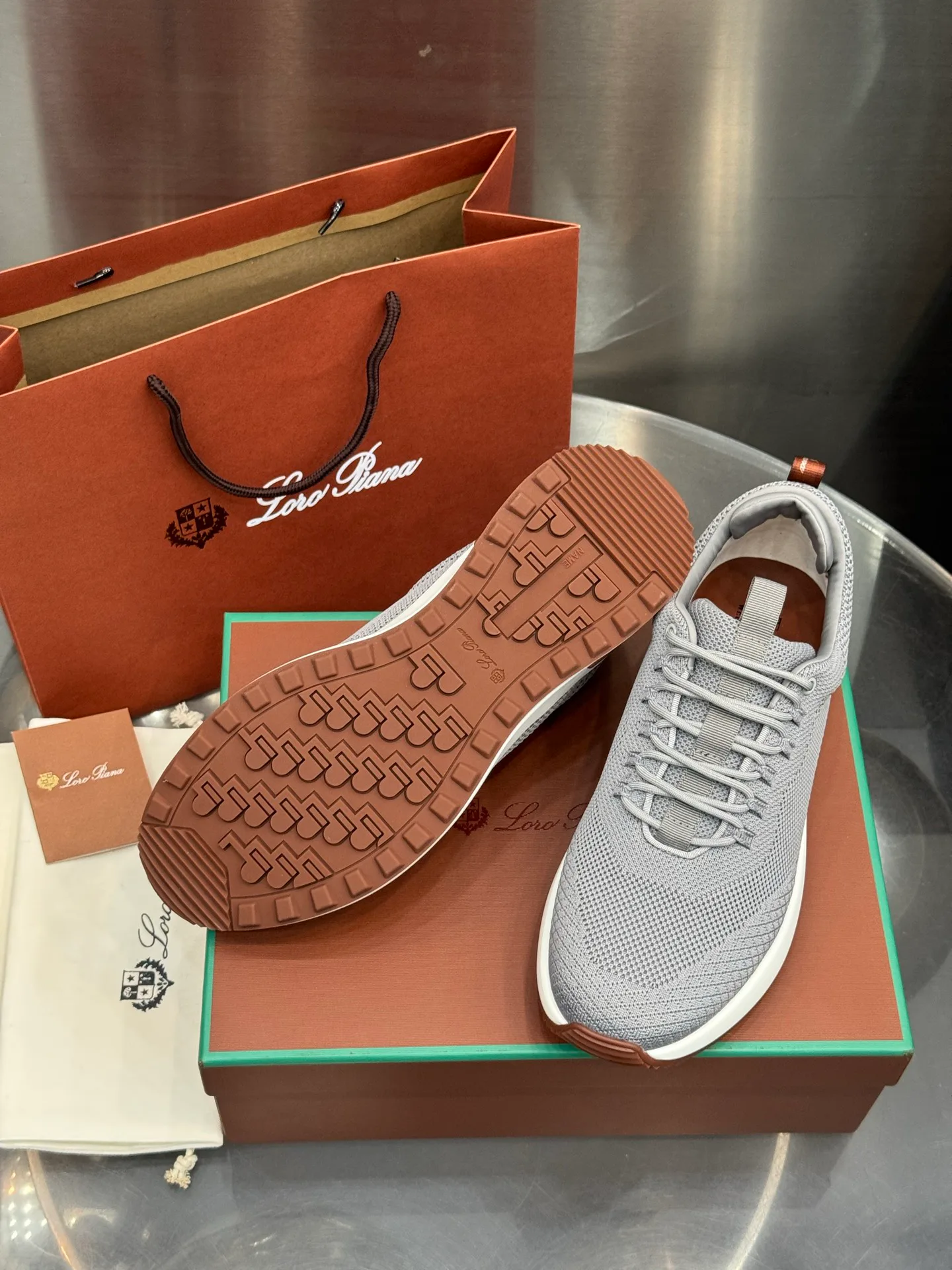 Men's Sneakers LORO PIANA 18202682