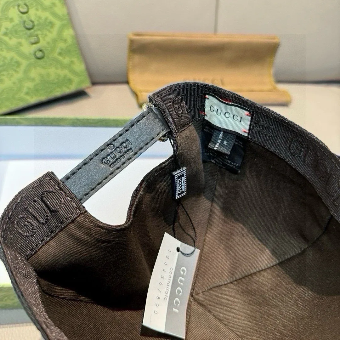 Hats GUCCI 18347042