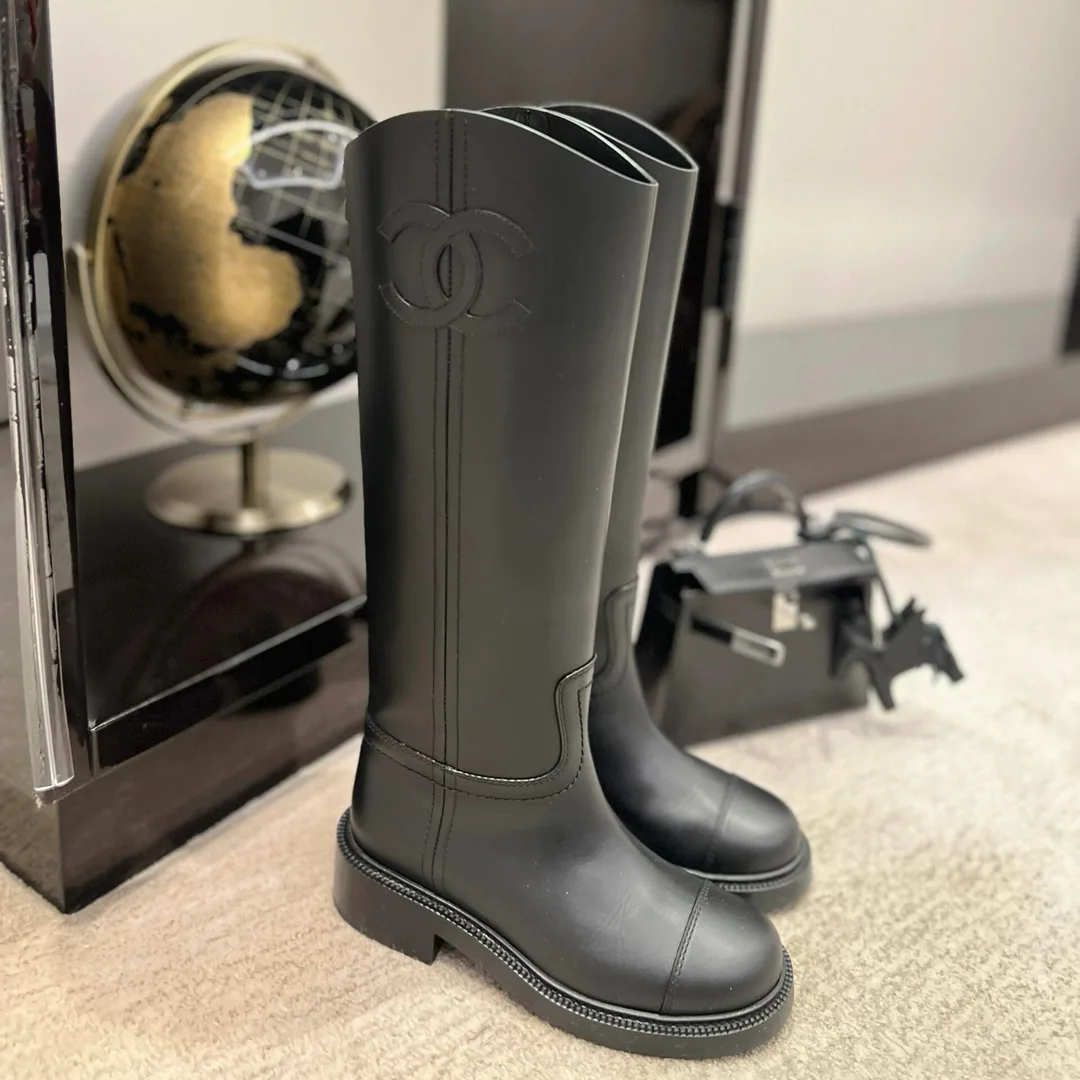 Women's Boots CHANEL 18199006