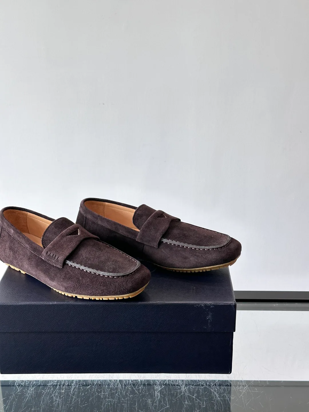 Men's Loafers And Dress Shoes PRADA 17447555