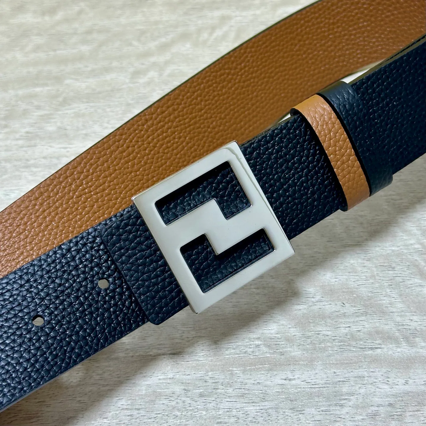 Belts FENDI 17926196