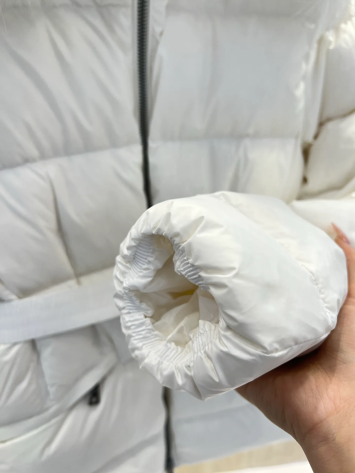 Men's Jackets And Down Jackets MONCLER 18434530