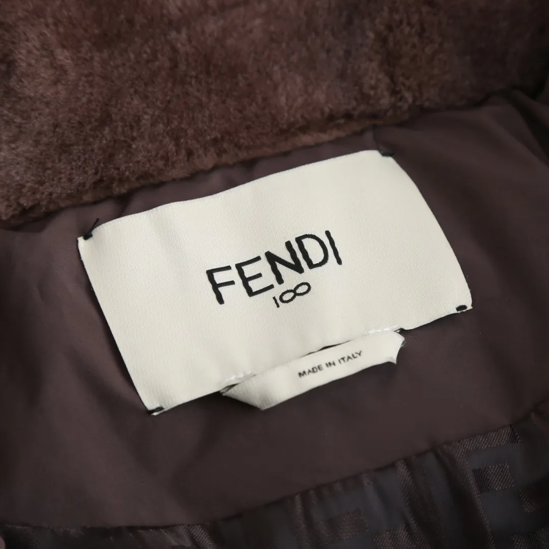 Women's Jackets And Down Jackets FENDI 18022543